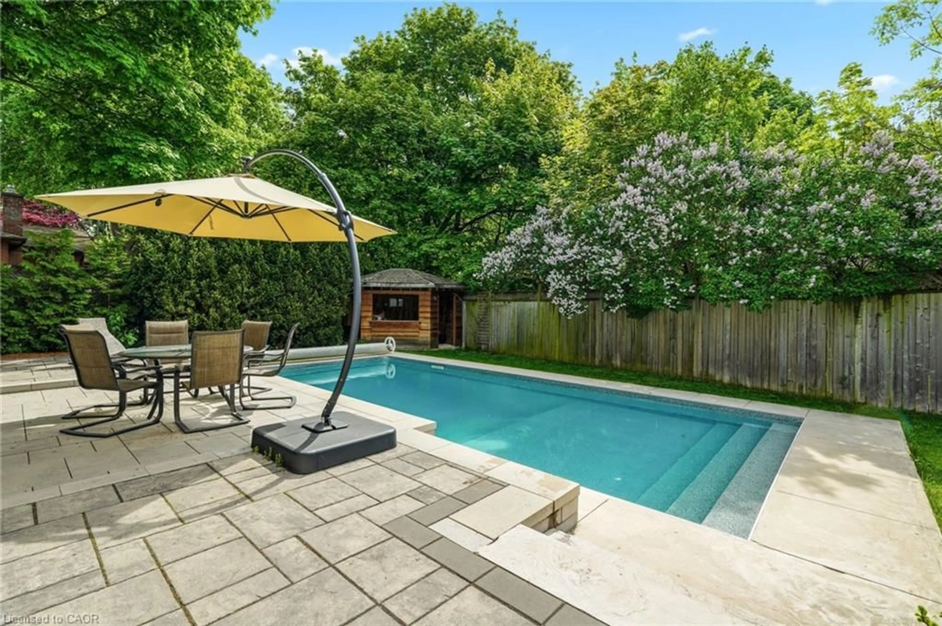 Pool for 2074 Rebecca St, Oakville Ontario L6L 2A2