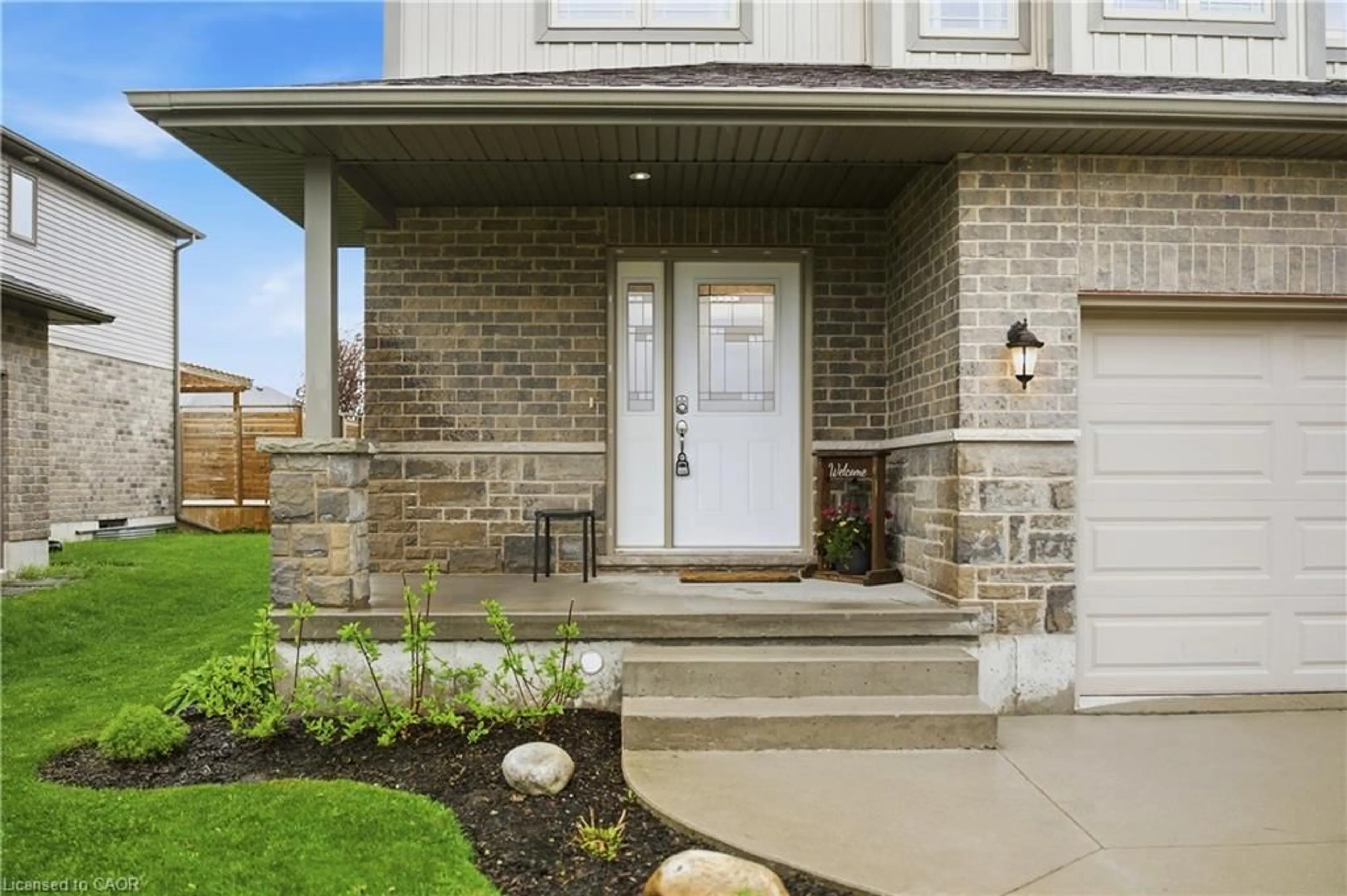 Unknown for 300 Hutton St, Listowel Ontario N4W 0C1