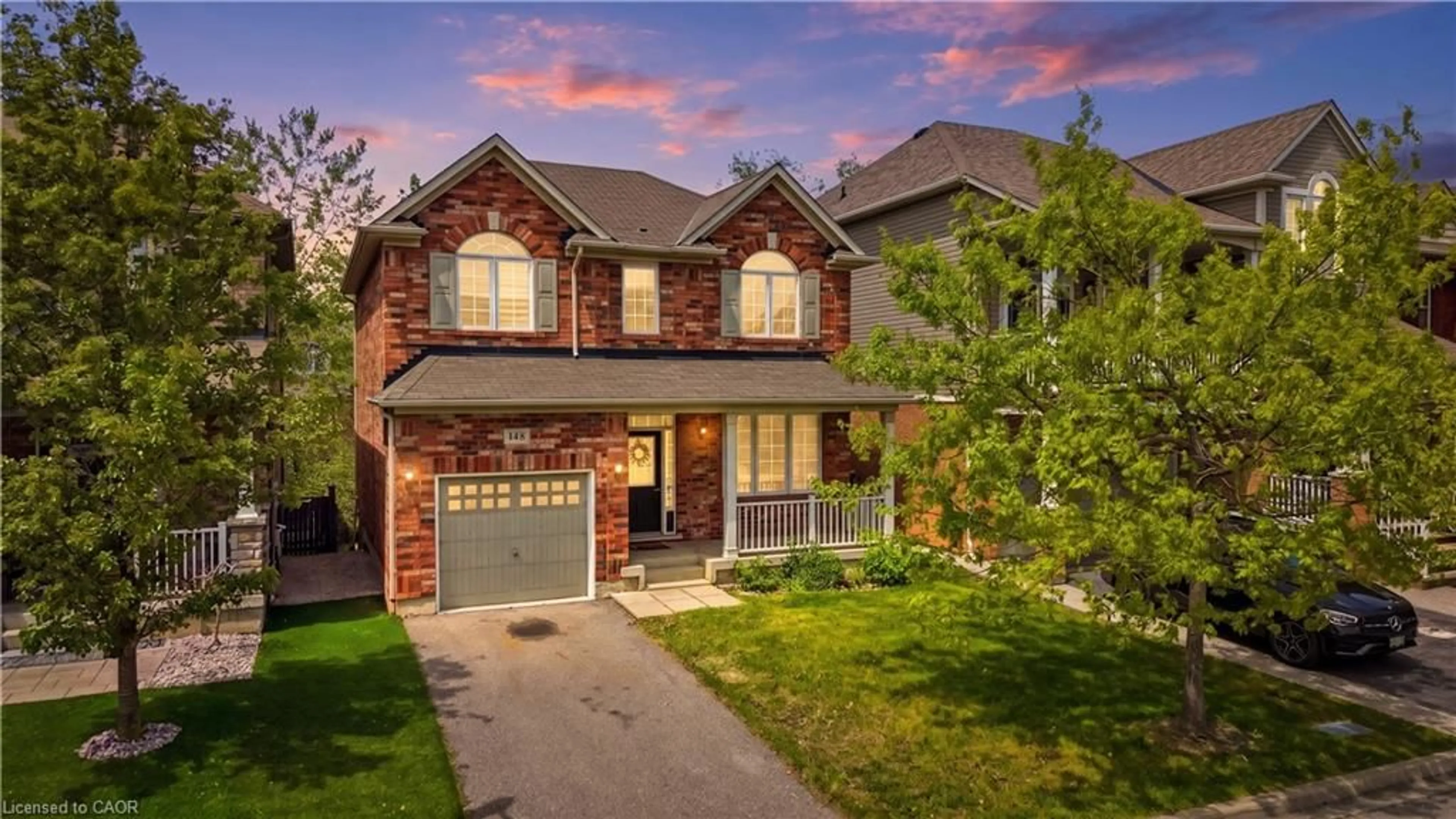 Home with brick exterior material, street for 148 Montreal Cir, Stoney Creek Ontario L8E 0C8