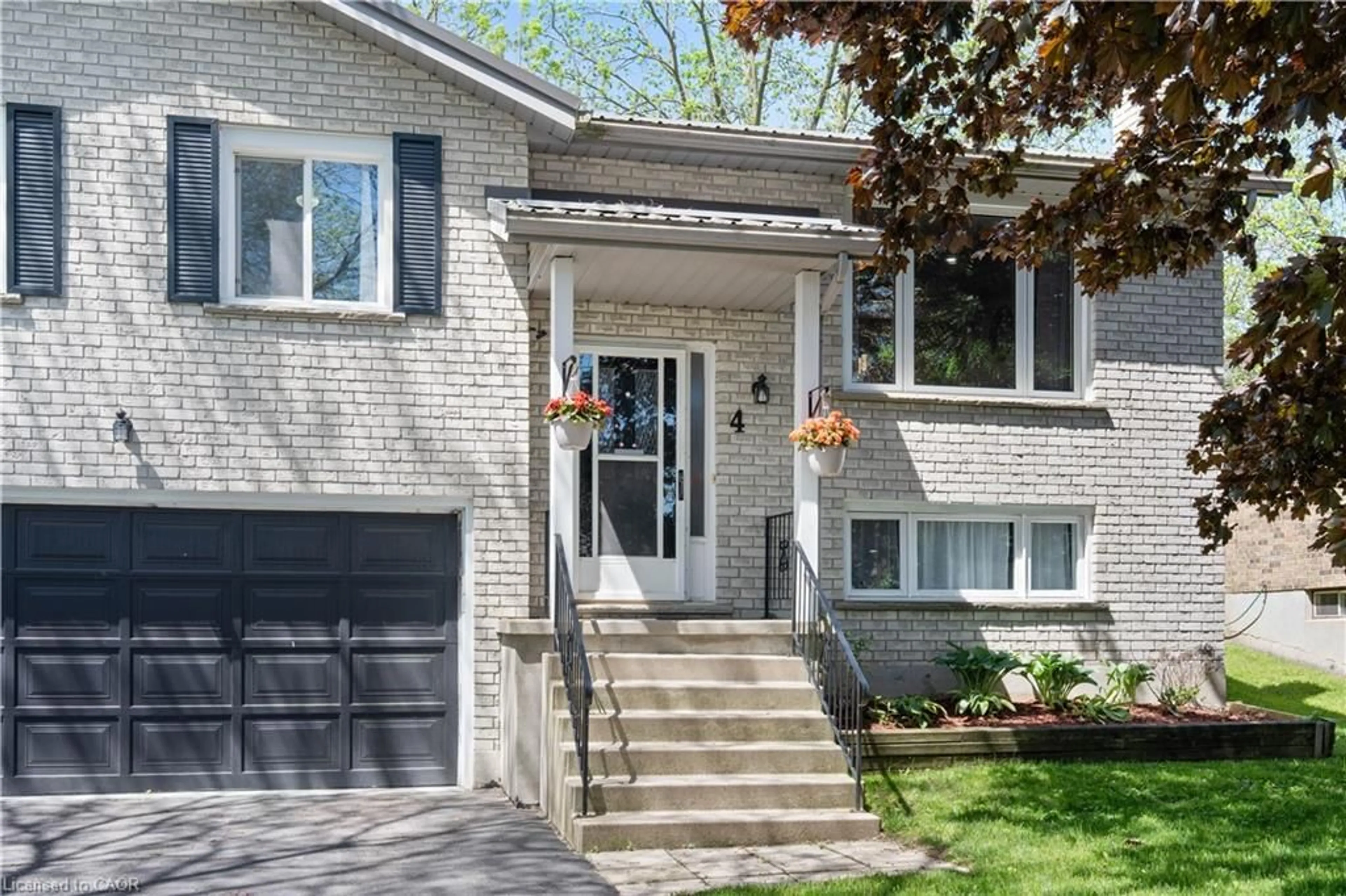 Home with brick exterior material, street for 4 Brant St, Simcoe Ontario N3Y 5G2