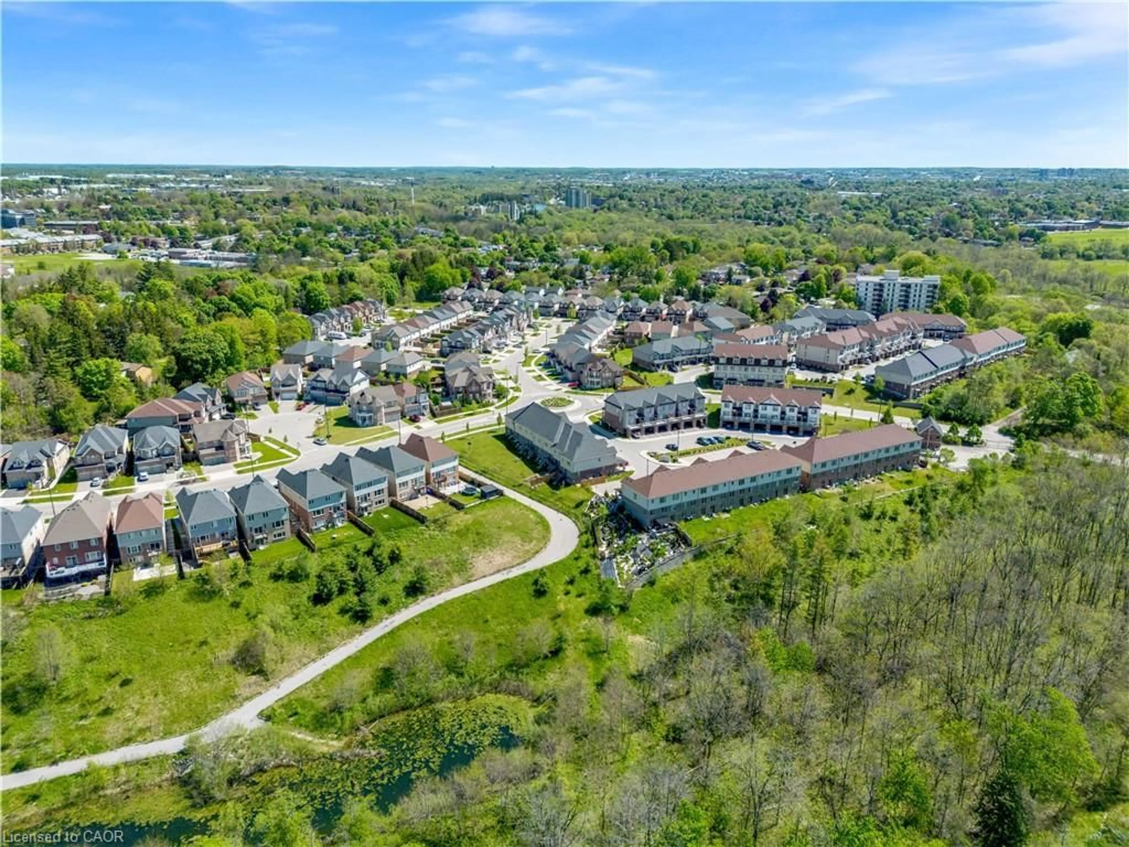 A pic from outside/outdoor area/front of a property/back of a property/a pic from drone, unknown for 740 Linden Dr #4, Cambridge Ontario N3H 0C9