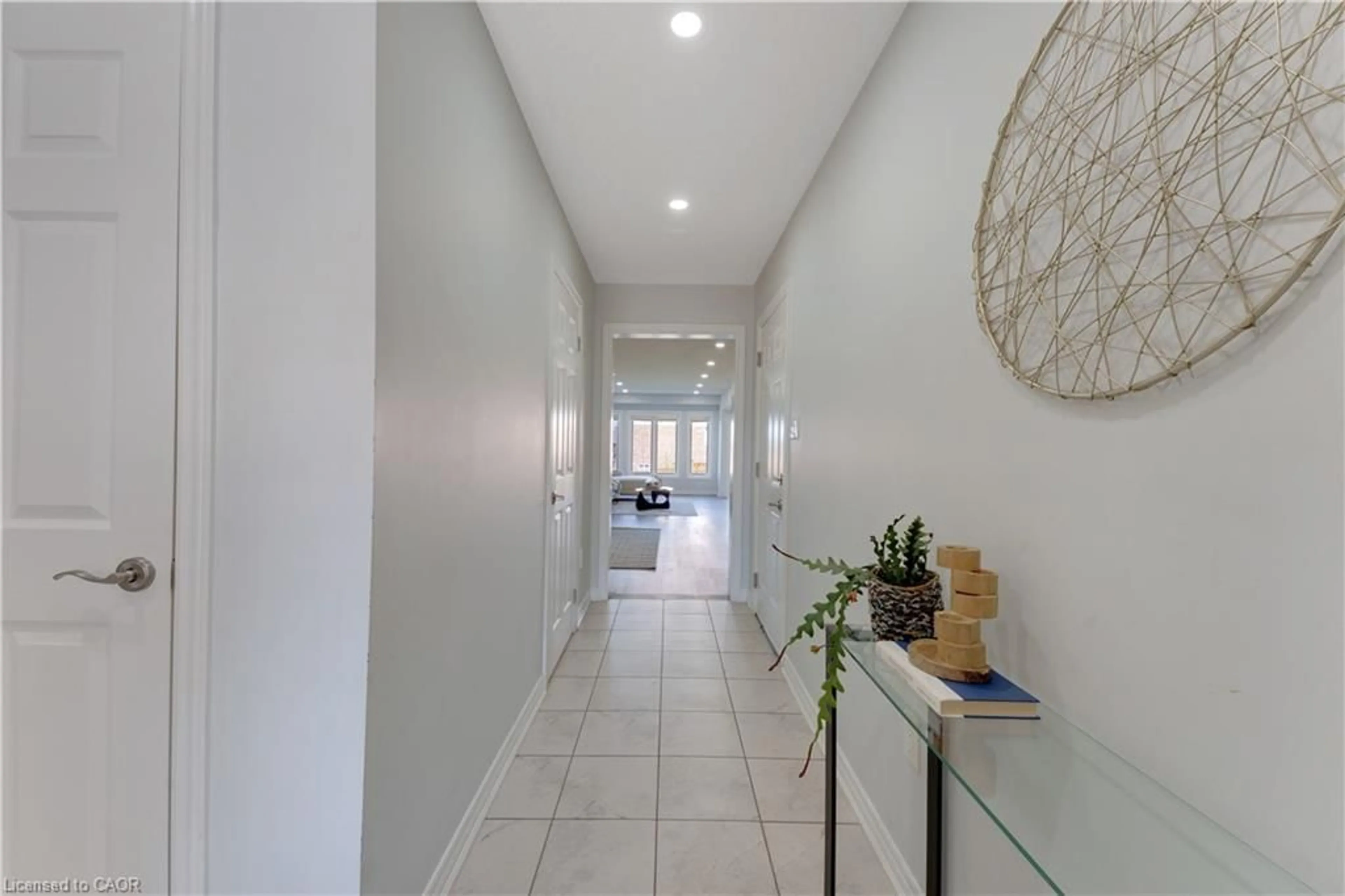 Indoor entryway for 740 Linden Dr #4, Cambridge Ontario N3H 0C9
