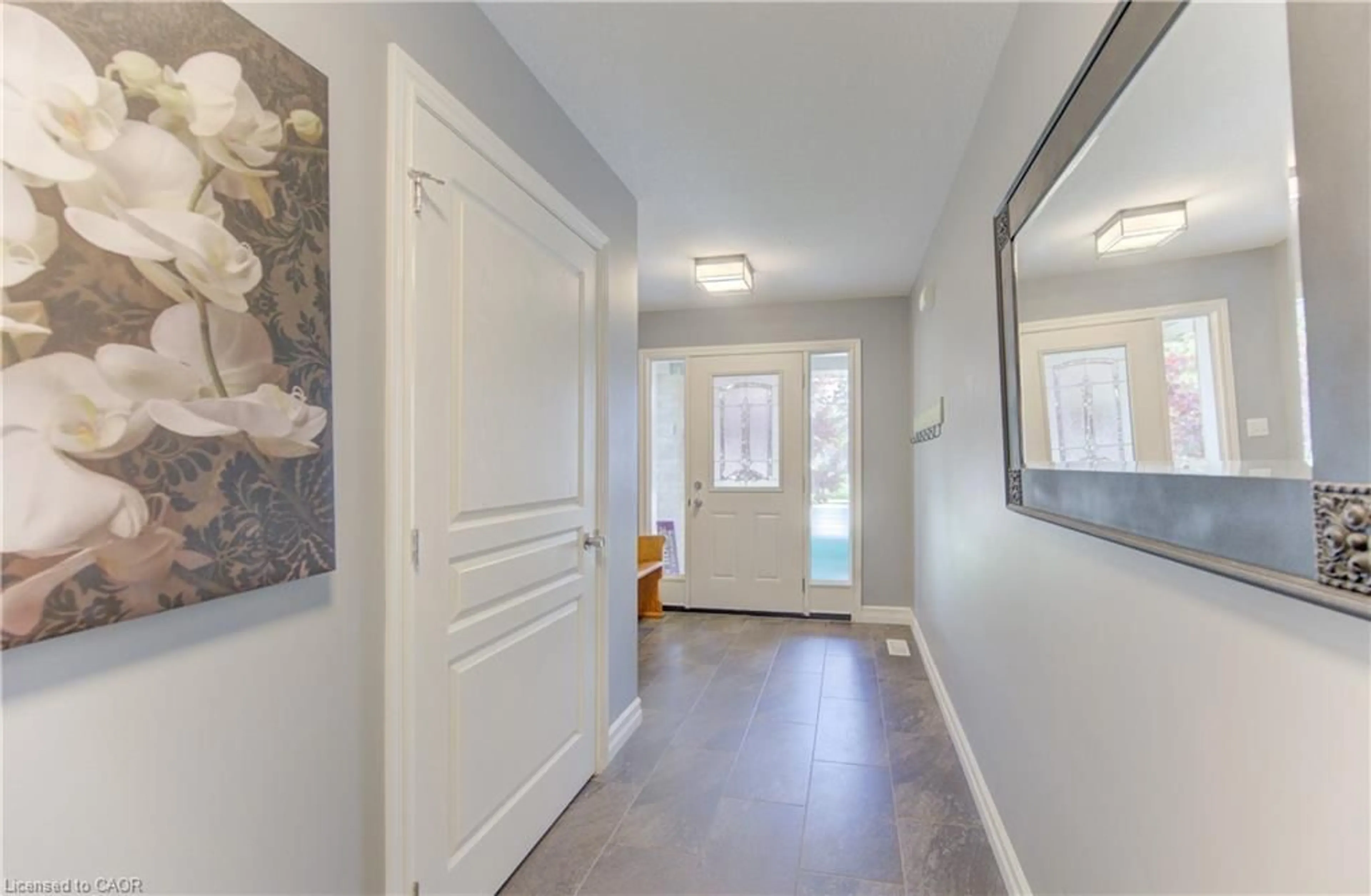 Indoor entryway for 475 Albert Ave, Listowel Ontario N4W 1V2