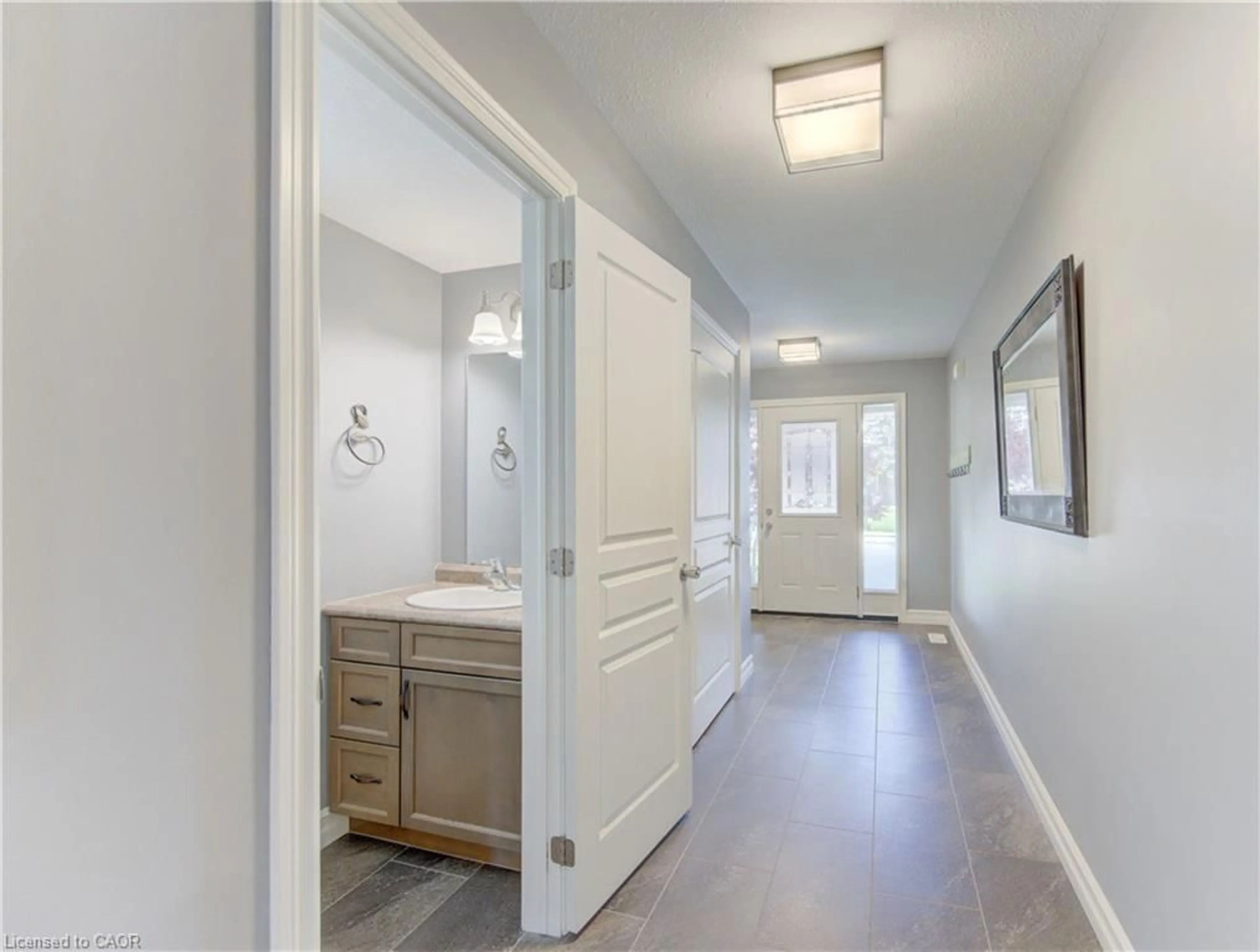 Indoor entryway for 475 Albert Ave, Listowel Ontario N4W 1V2