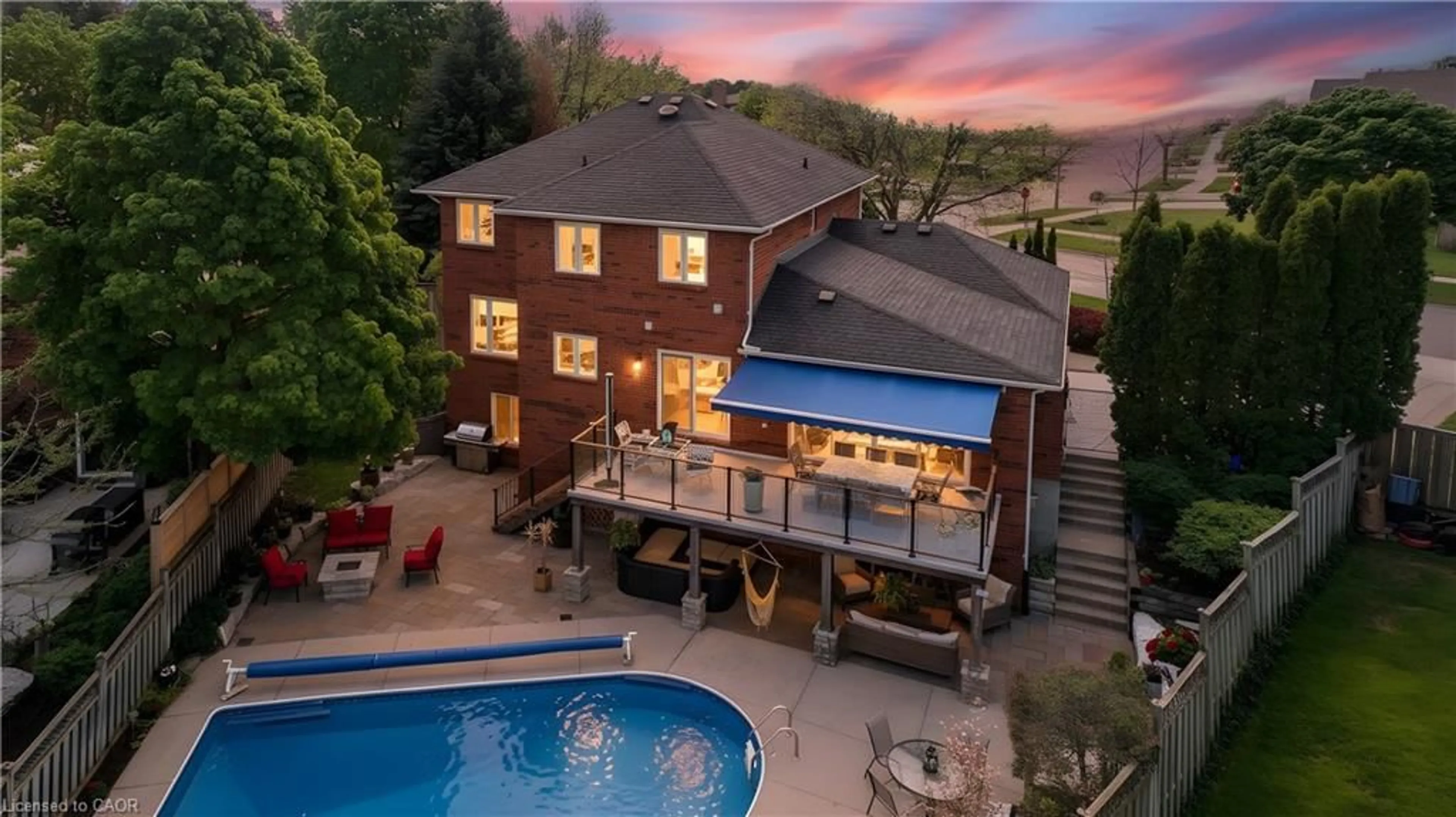 A pic from outside/outdoor area/front of a property/back of a property/a pic from drone, water/lake/river/ocean view for 97 Manitoulin Cres, Kitchener Ontario N2A 3H5