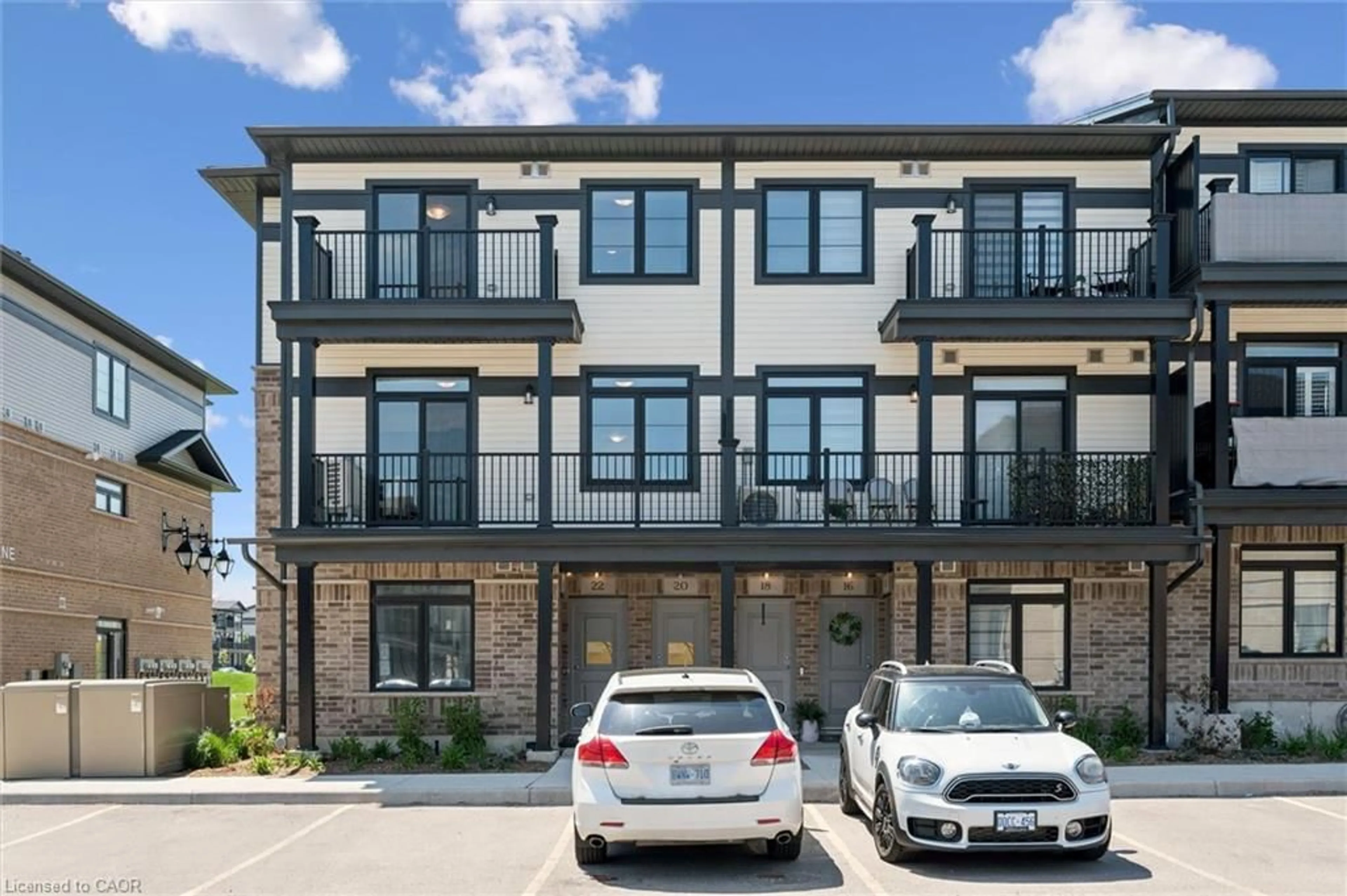 A pic from outside/outdoor area/front of a property/back of a property/a pic from drone, unknown for 20 Lomond Lane, Kitchener Ontario N2R 0R4