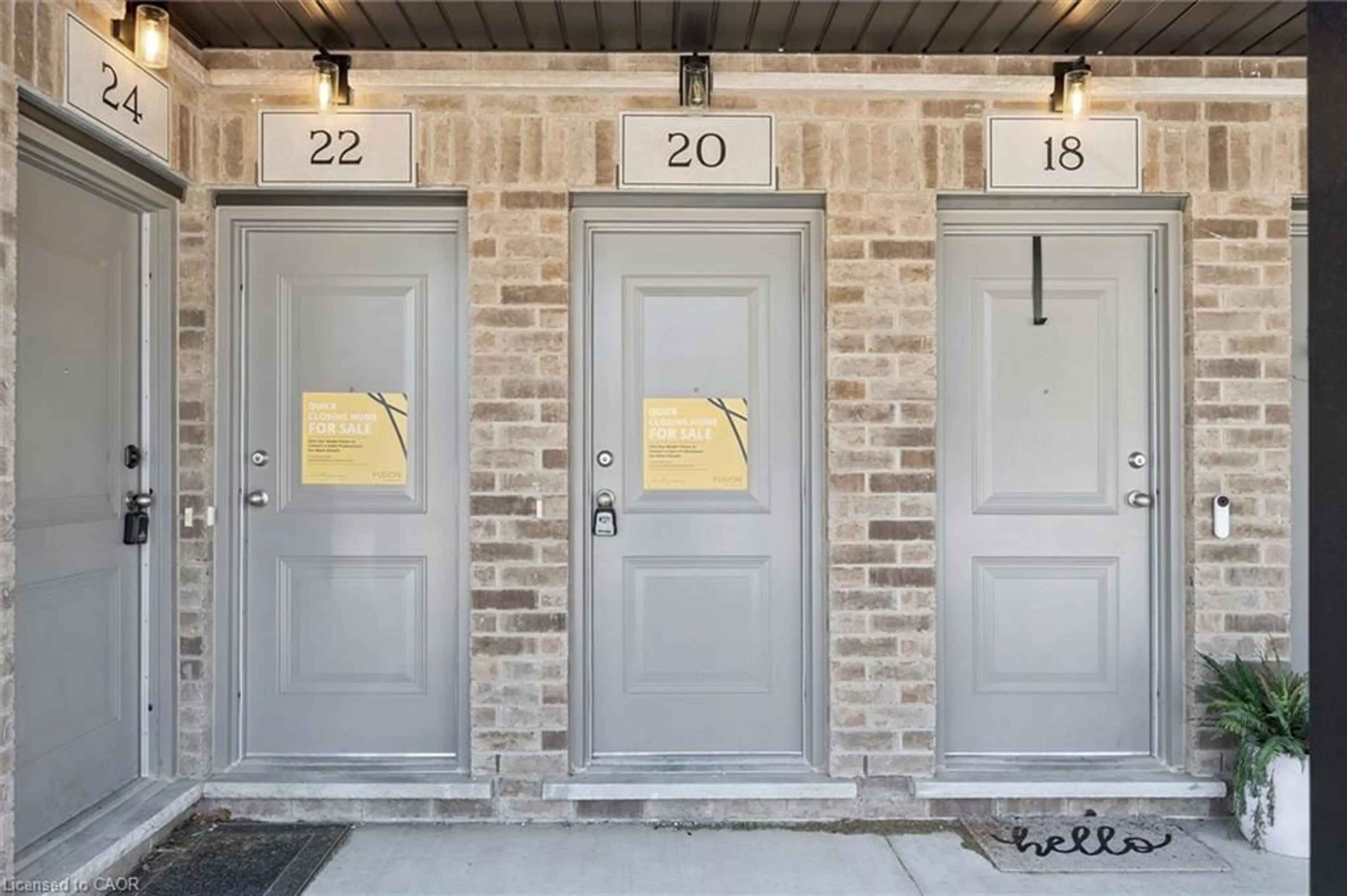Indoor entryway for 20 Lomond Lane, Kitchener Ontario N2R 0R4