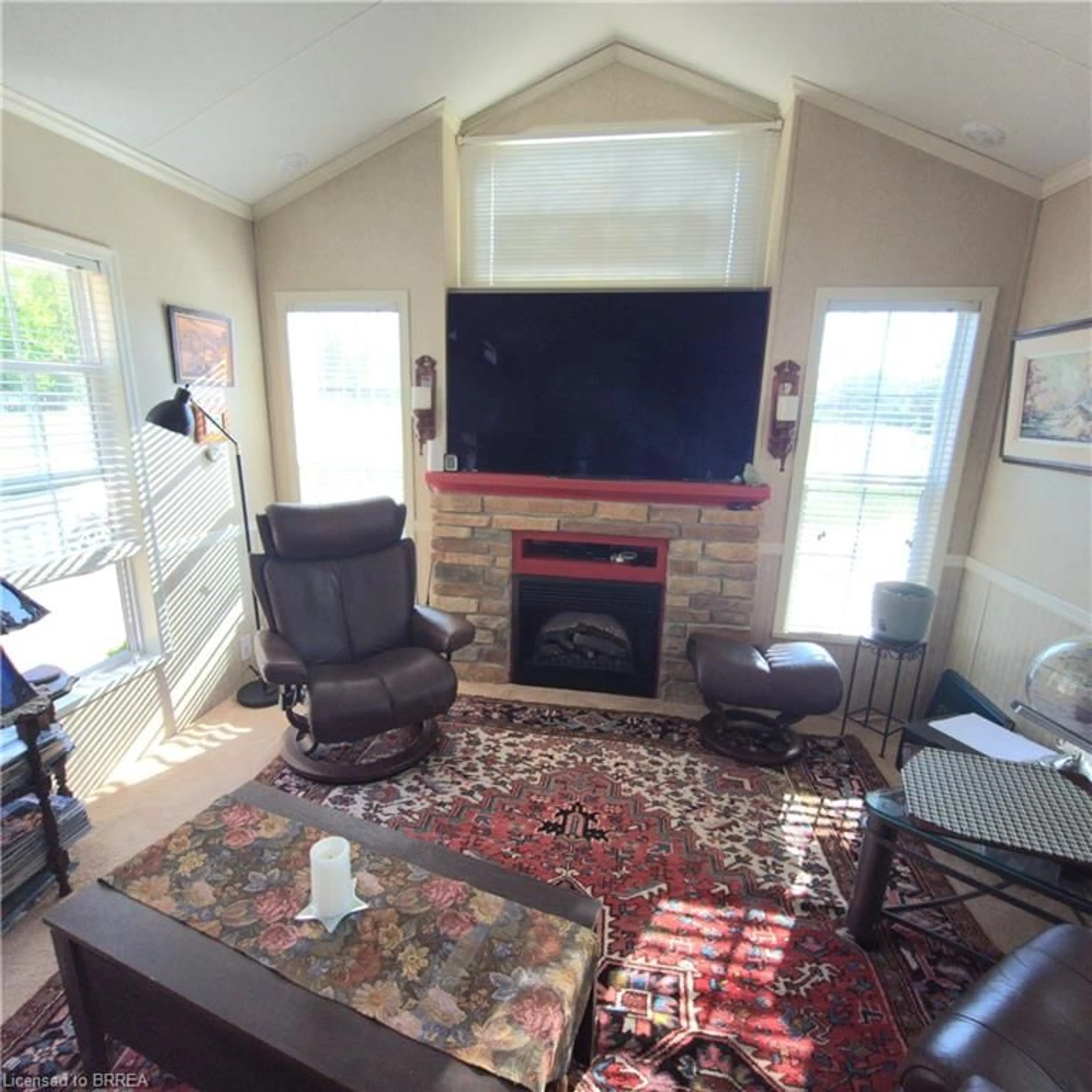 Living room with furniture, unknown for 128 Otto Lane, Freelton Ontario N0B 2J0