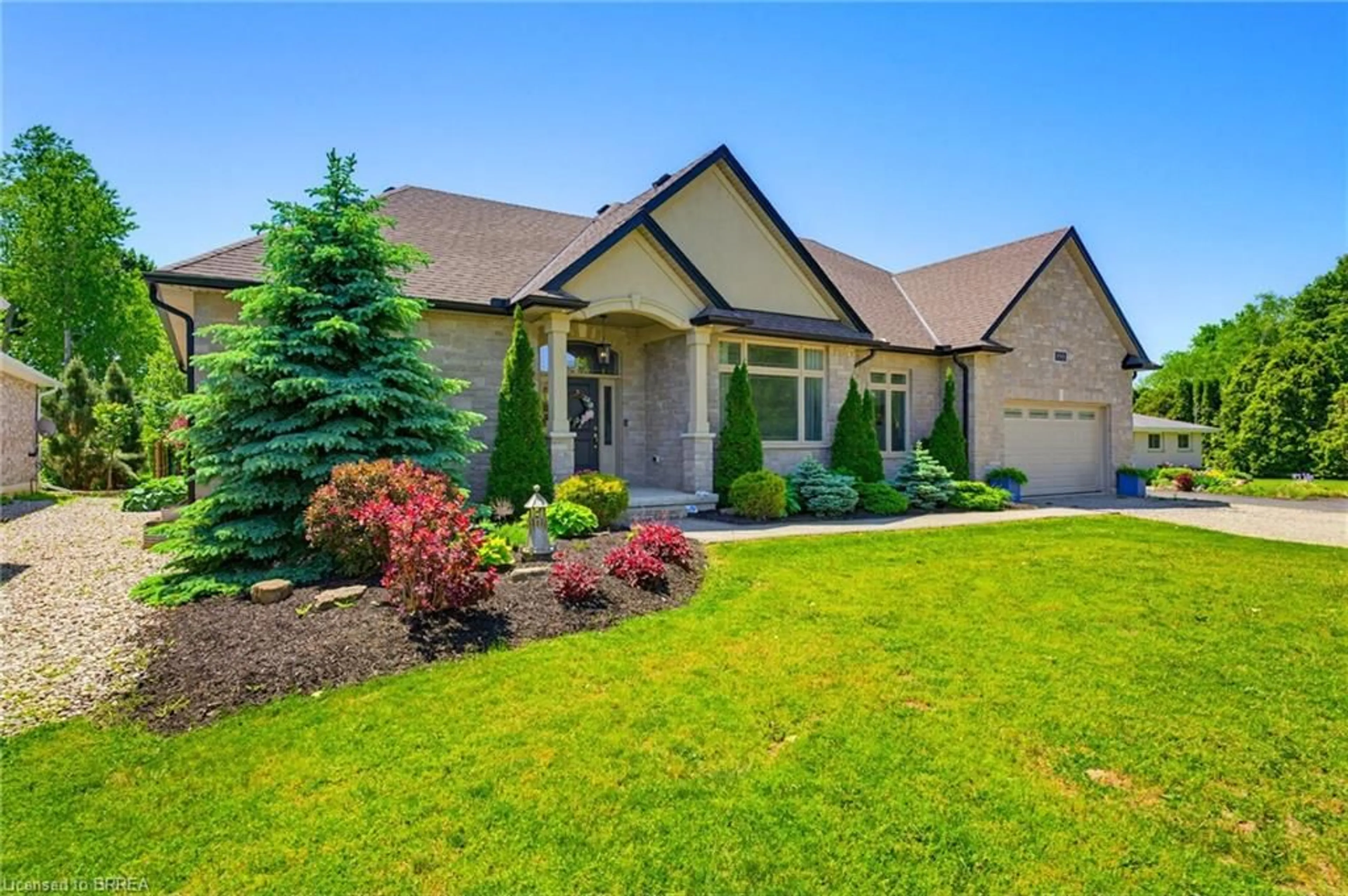Home with brick exterior material, street for 193 King Edward St, Paris Ontario N3L 4G4