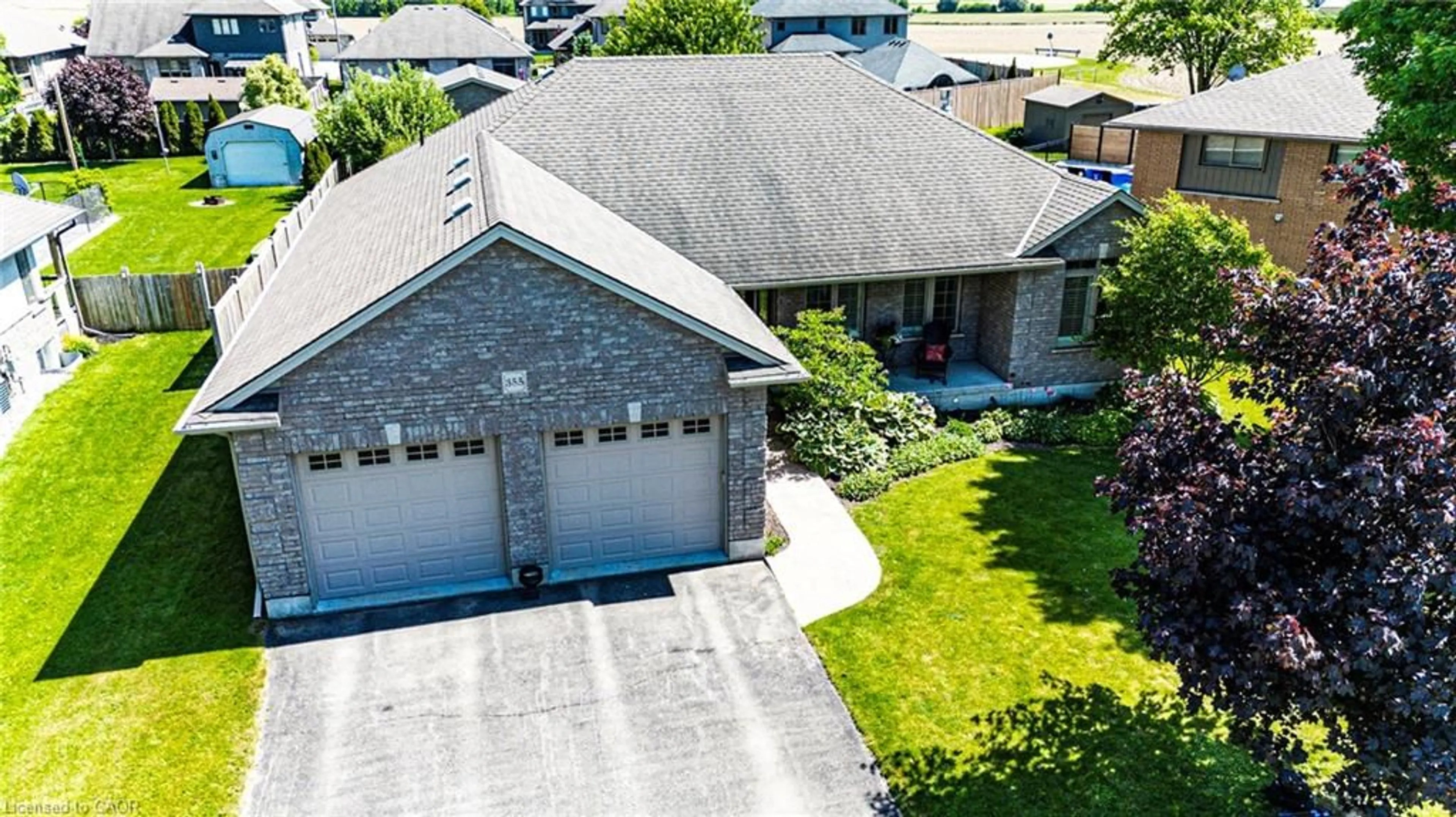 A pic from outside/outdoor area/front of a property/back of a property/a pic from drone, street for 355 Woodstock St, Tavistock Ontario N0B 2R0