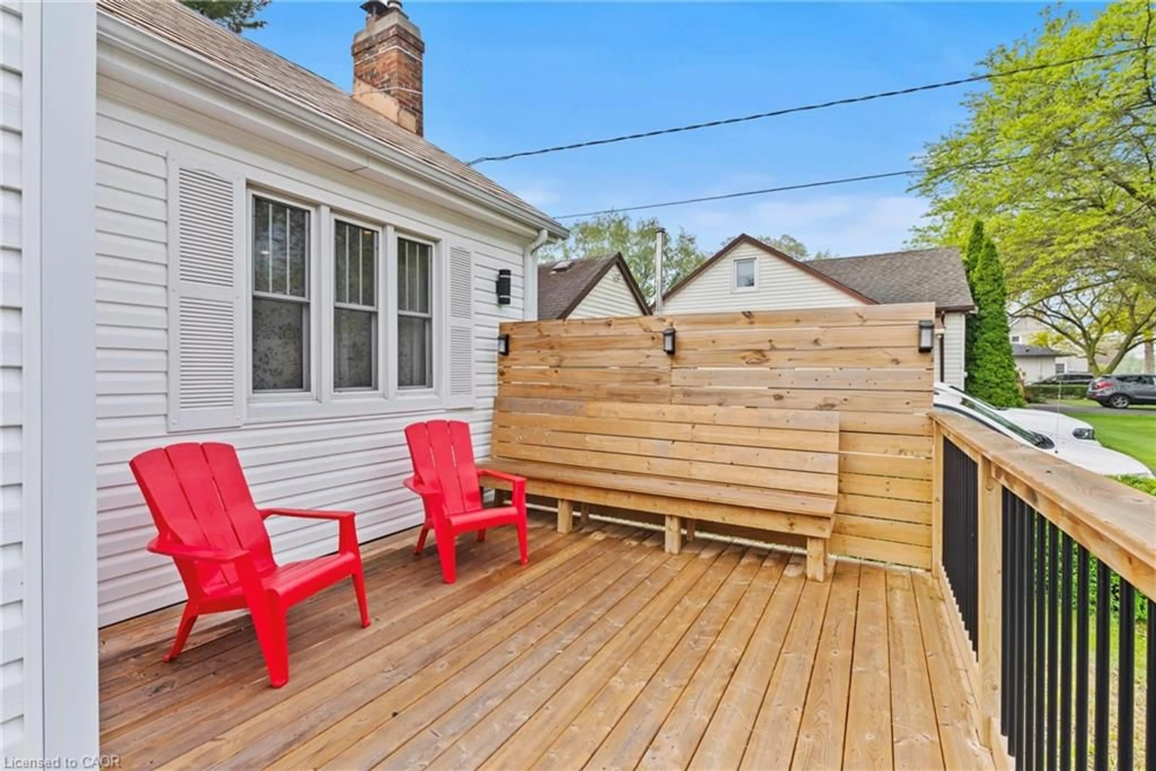 Patio, street for 540 Niagara St, St. Catharines Ontario L2M 3P5