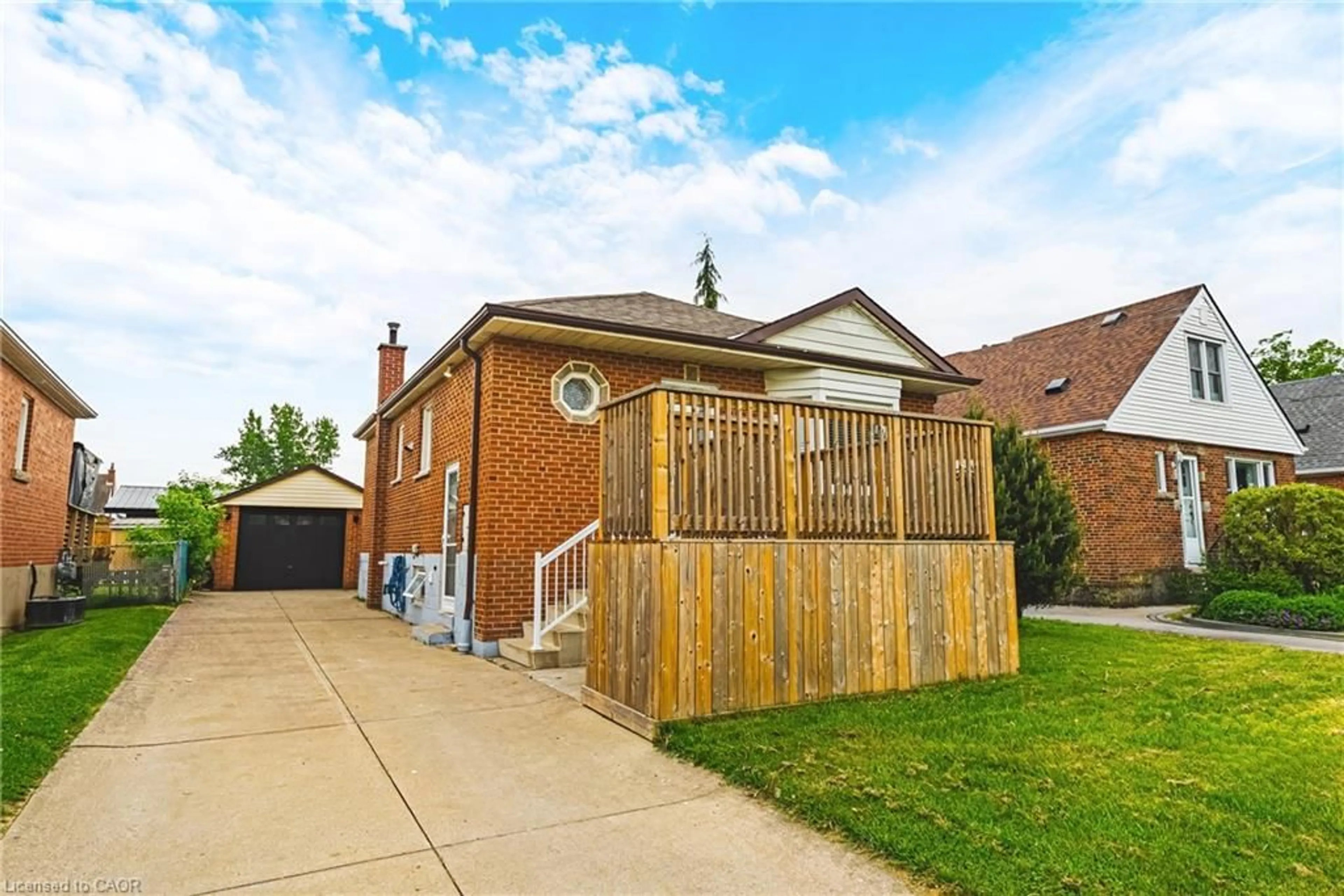 Home with brick exterior material, street for 280 Montrose Ave, Hamilton Ontario L3M 3N8