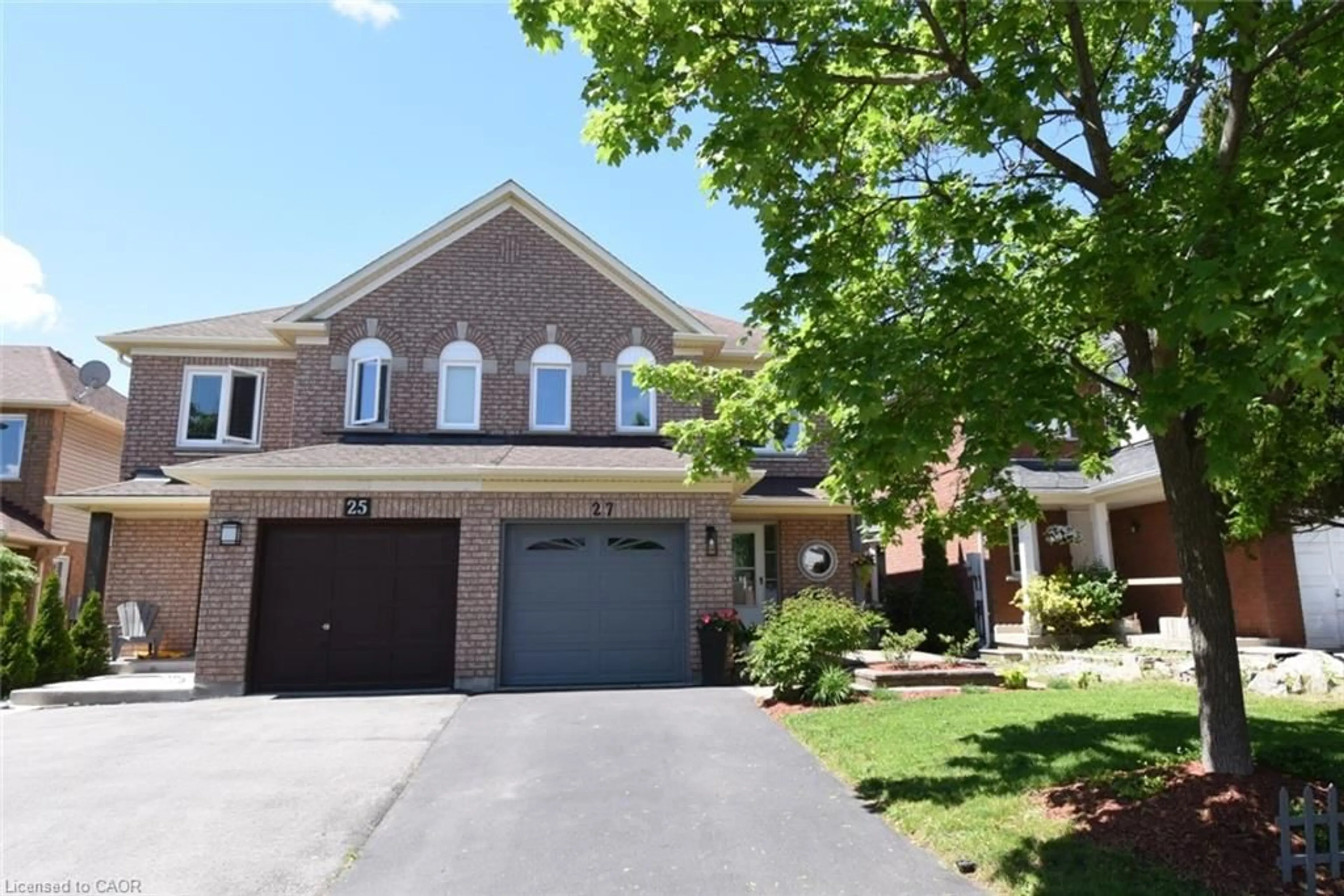 Home with brick exterior material, street for 27 Harnesworth Cres, Waterdown Ontario L8B 0J3