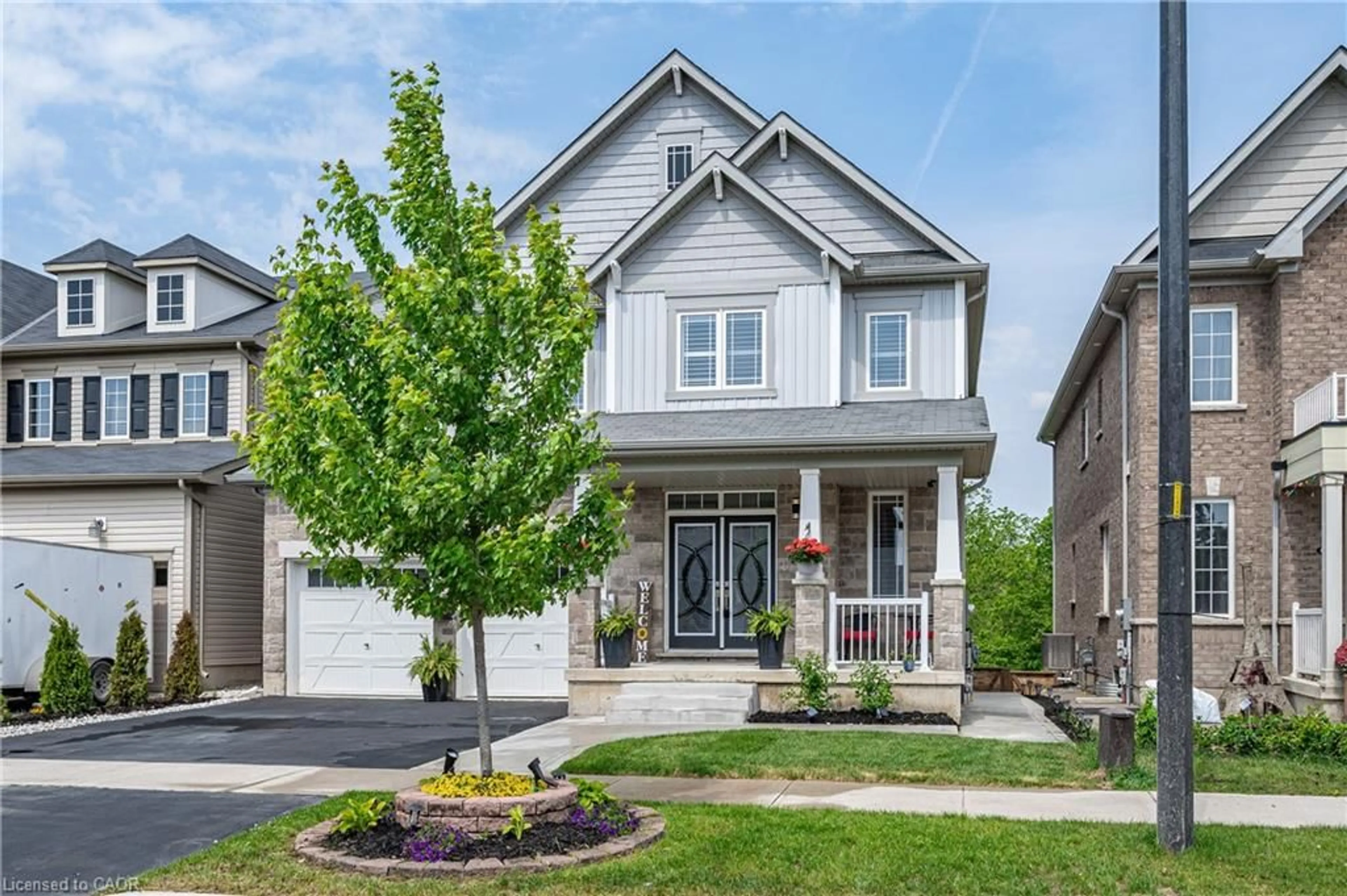 Unknown for 9 Fleming Cres, Caledonia Ontario N3W 1E1