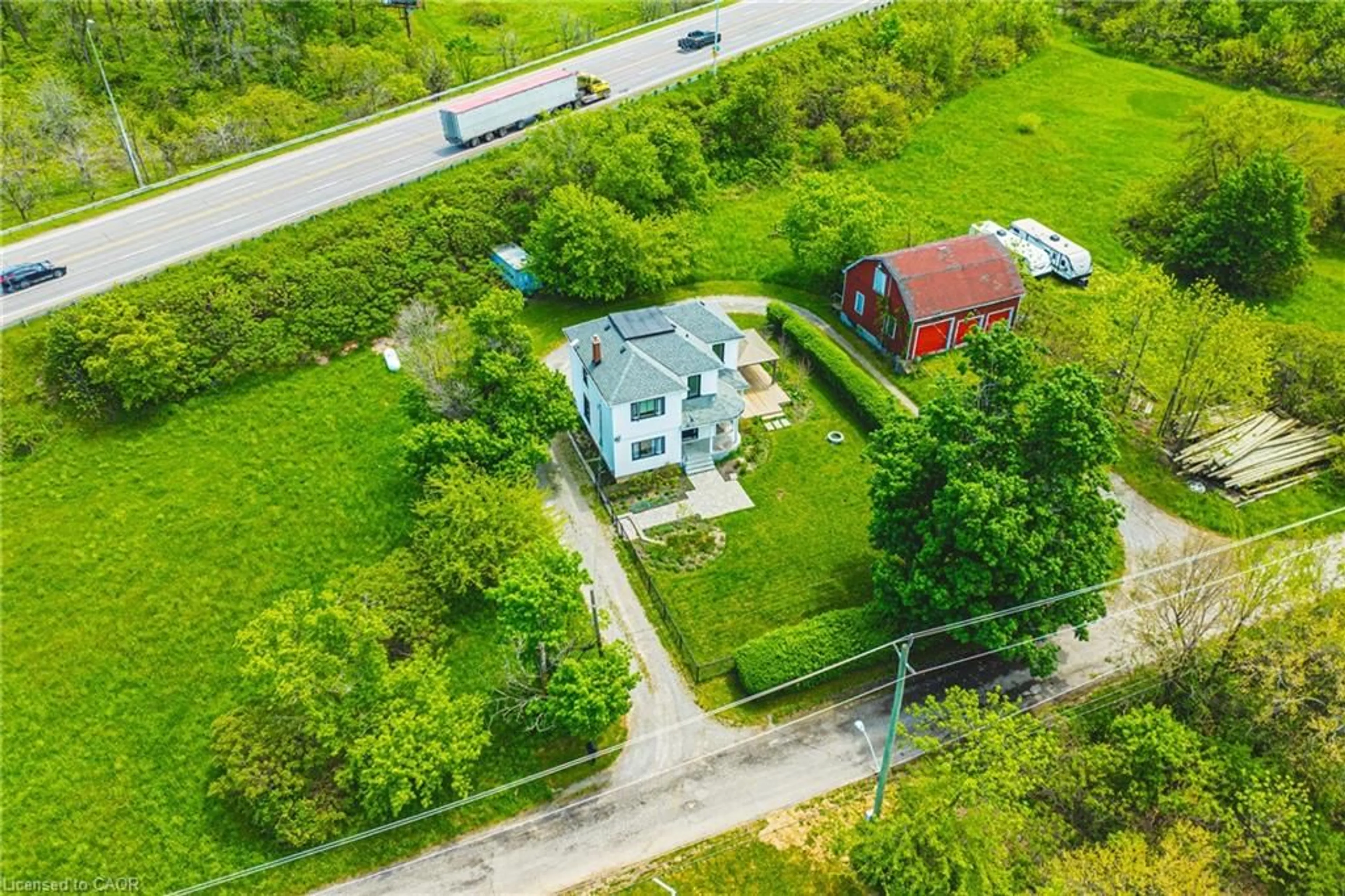 A pic from outside/outdoor area/front of a property/back of a property/a pic from drone, street for 83 Webster Rd, Hamilton Ontario L8G 5E8