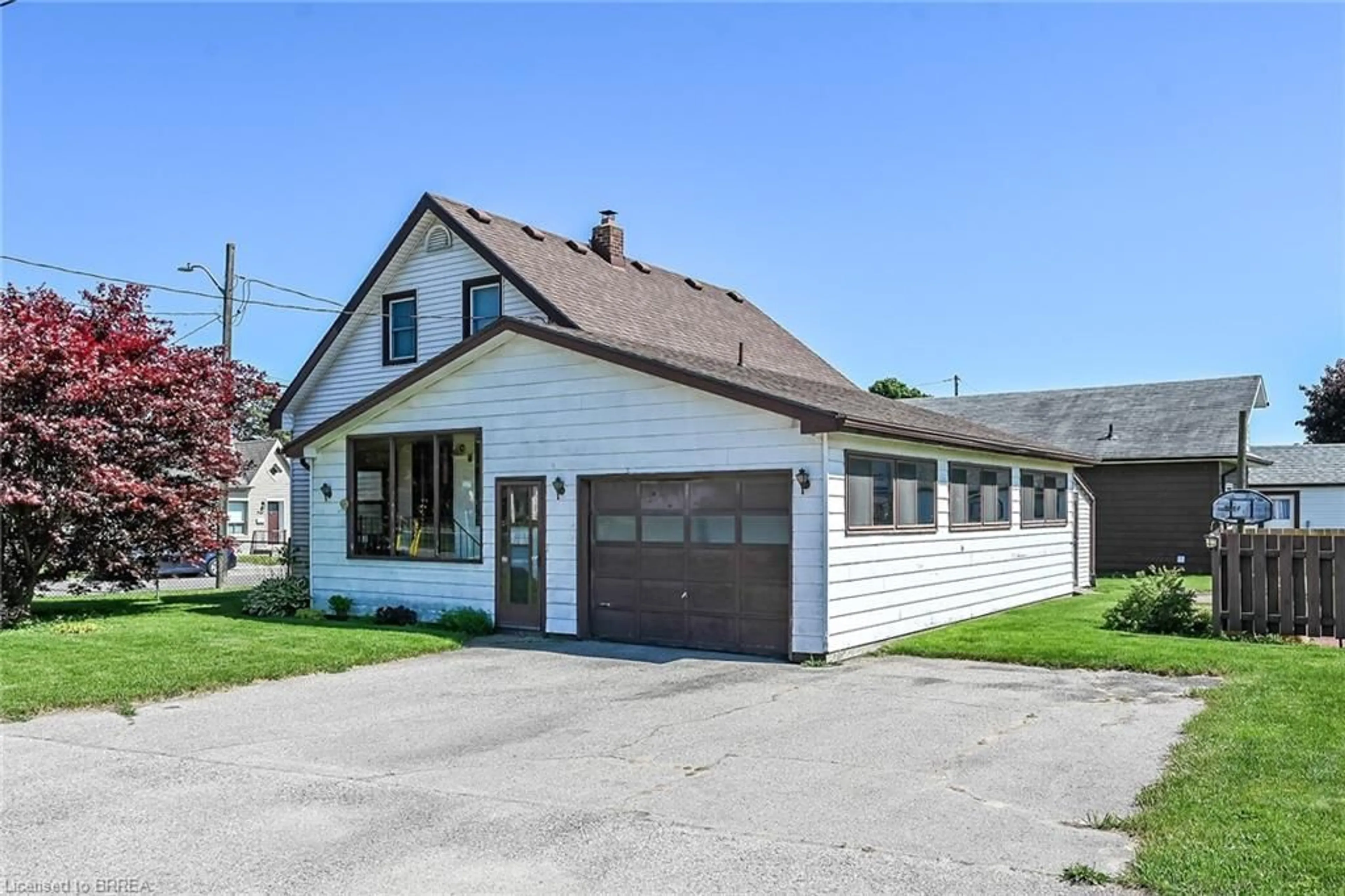 Unknown for 396 Brock St, Brantford Ontario N3S 5Y7