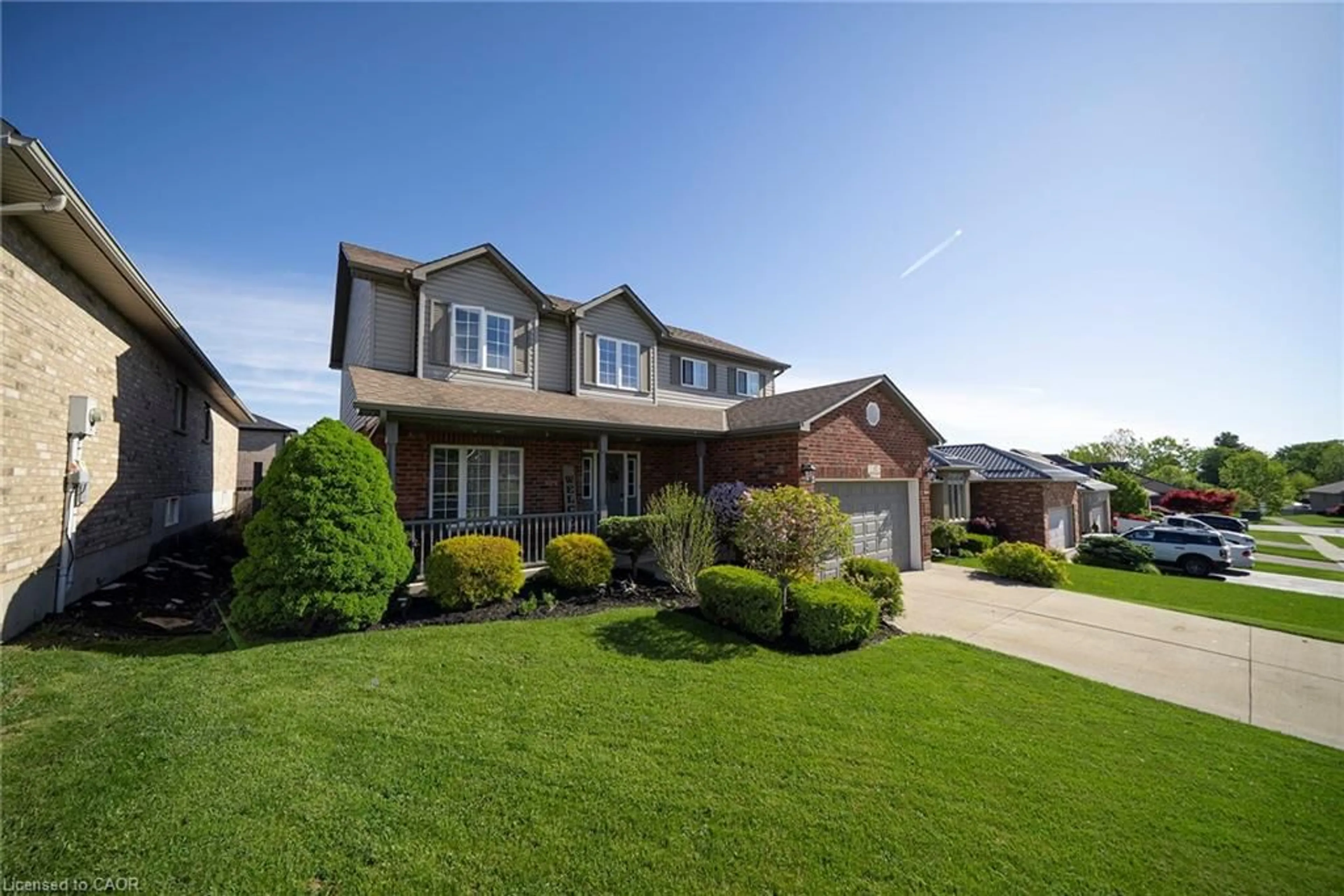 Home with brick exterior material, street for 17 Driftwood Dr, Simcoe Ontario N3Y 0A3
