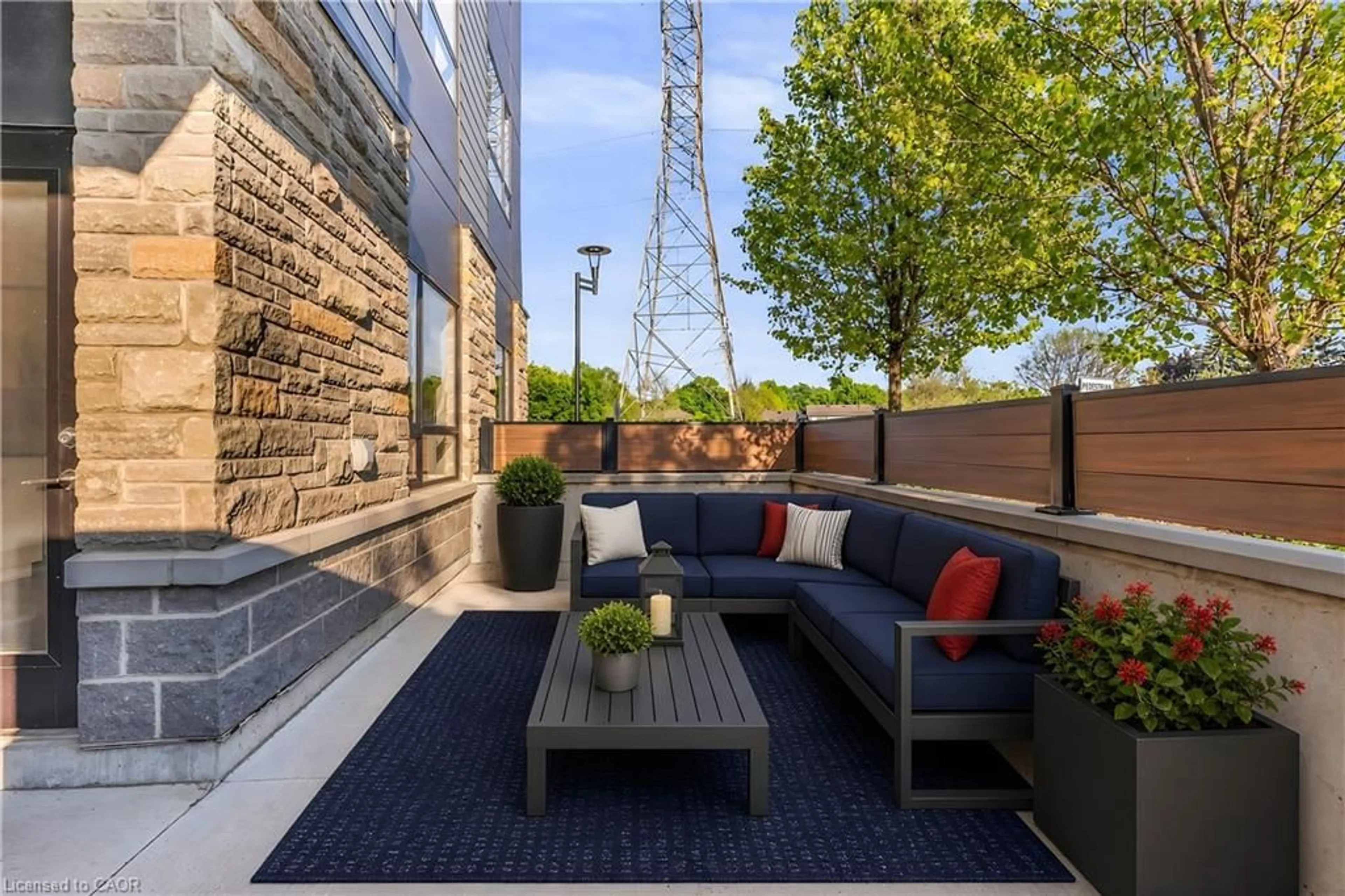 Patio, street for 251 Northfield Dr #102, Waterloo Ontario N2K 0G9