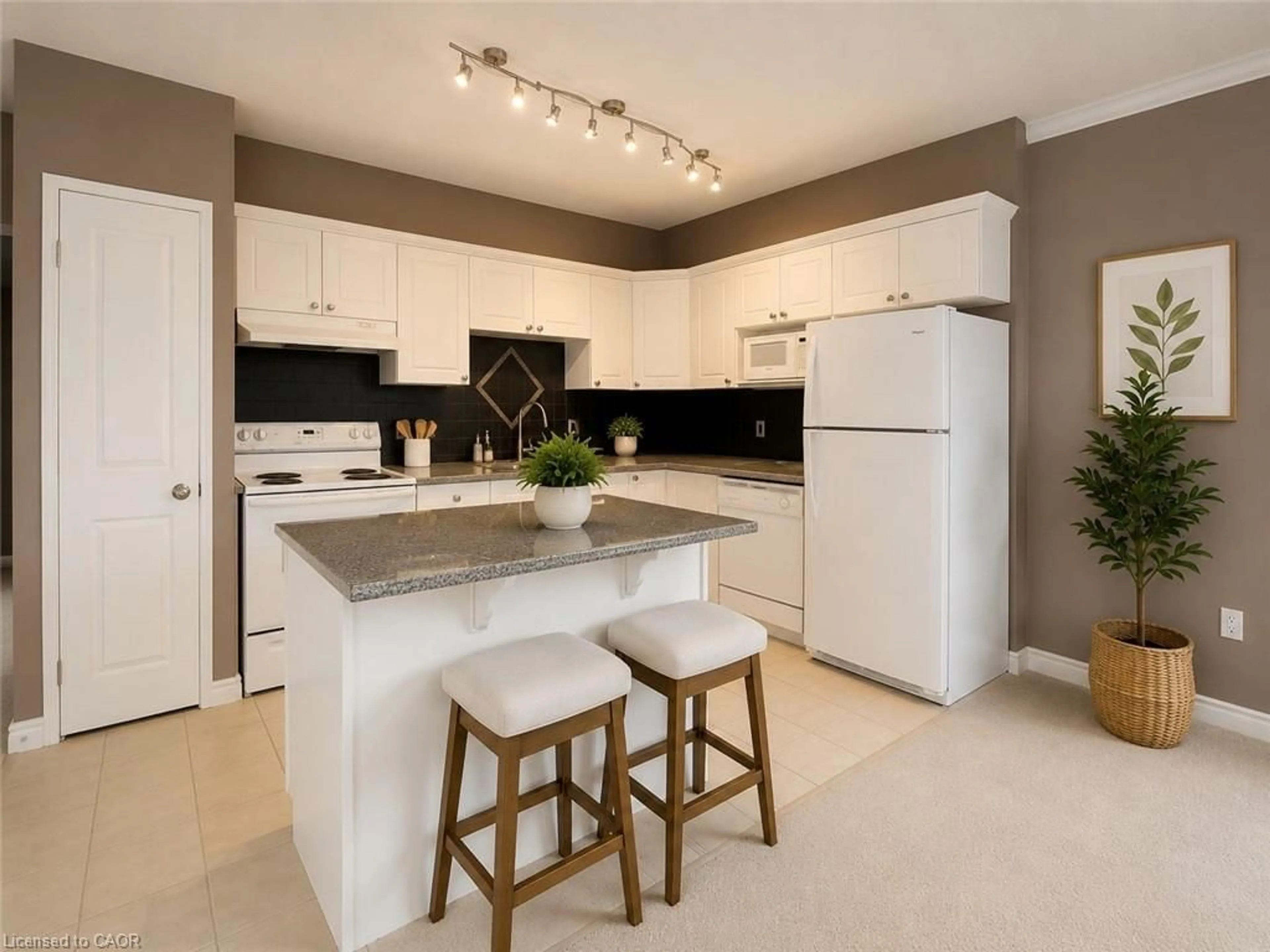 Open concept kitchen, unknown for 255 Keats Way #606, Waterloo Ontario N2L 6N6