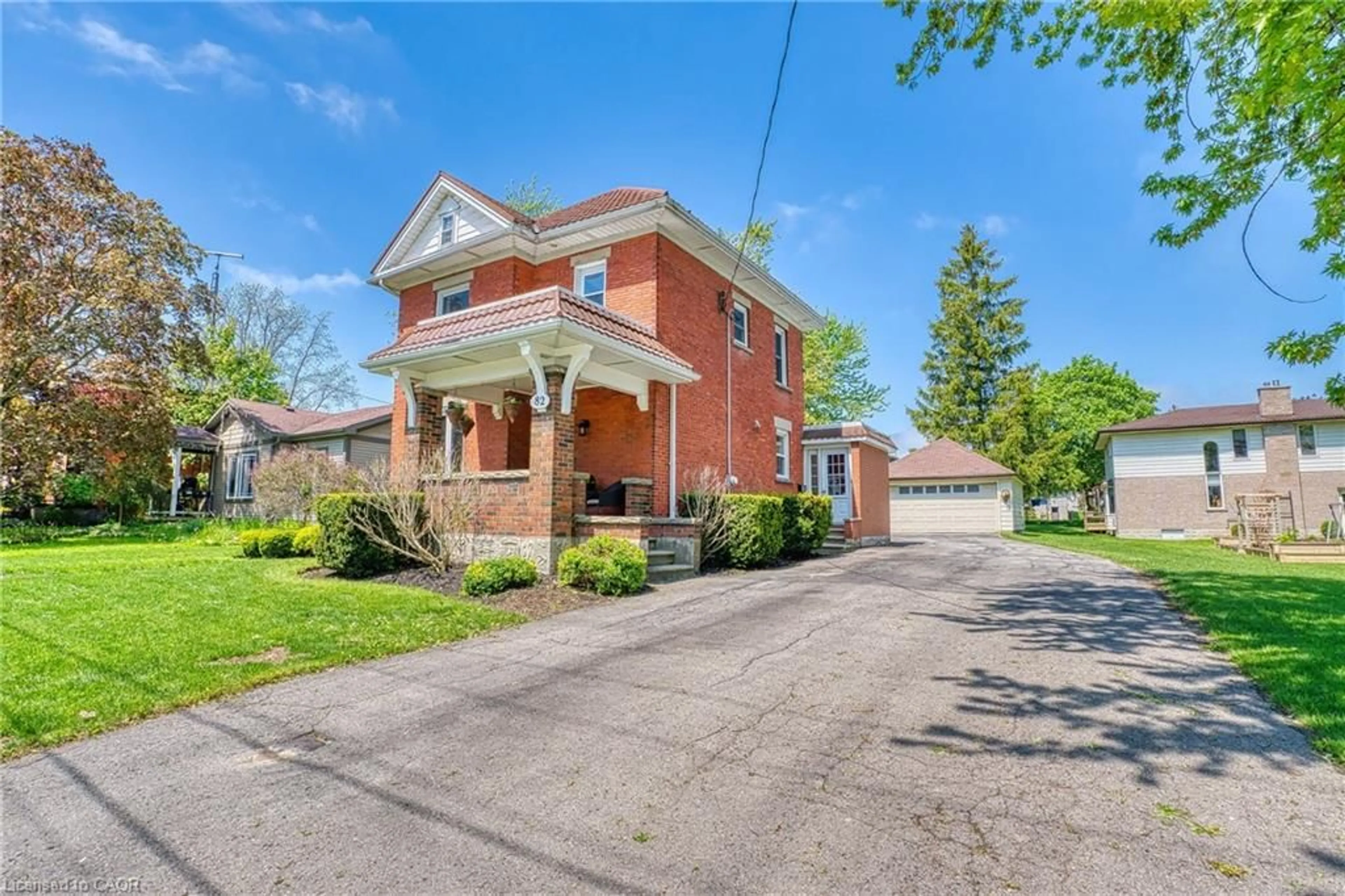 Home with brick exterior material, street for 82 Main St, Milverton Ontario N0K 1M0