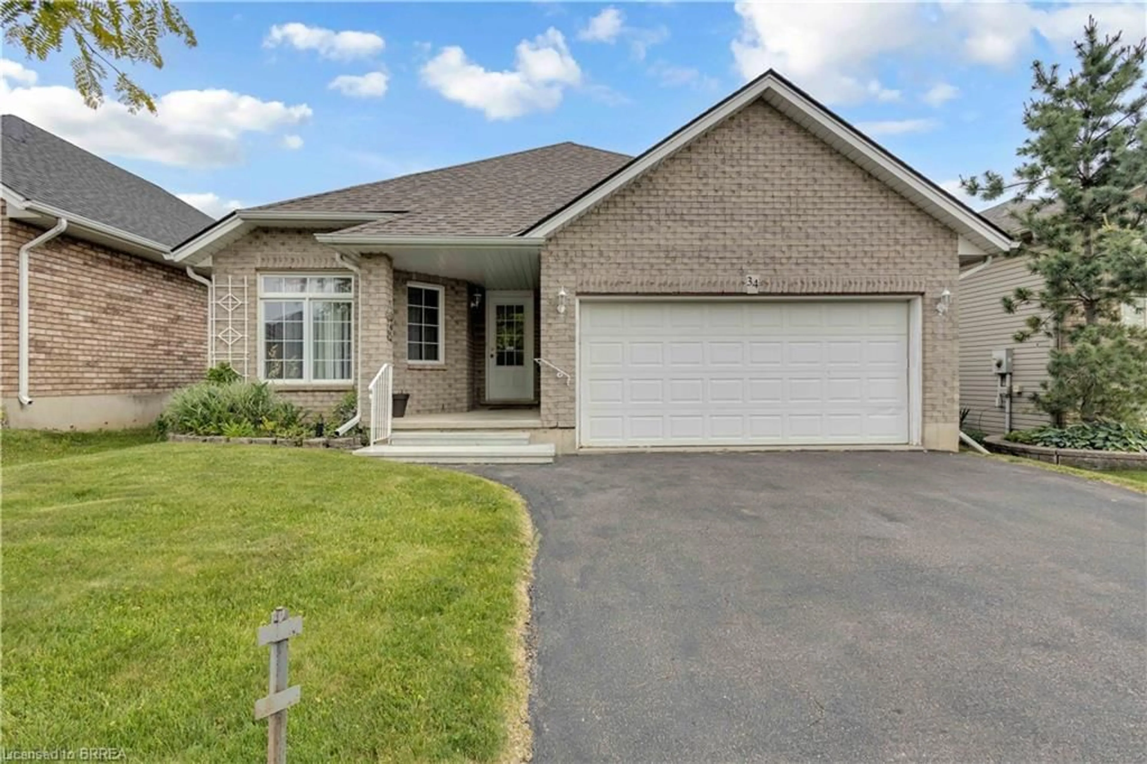 Home with brick exterior material, street for 34 Maich Cres, Brantford Ontario N3T 6P1