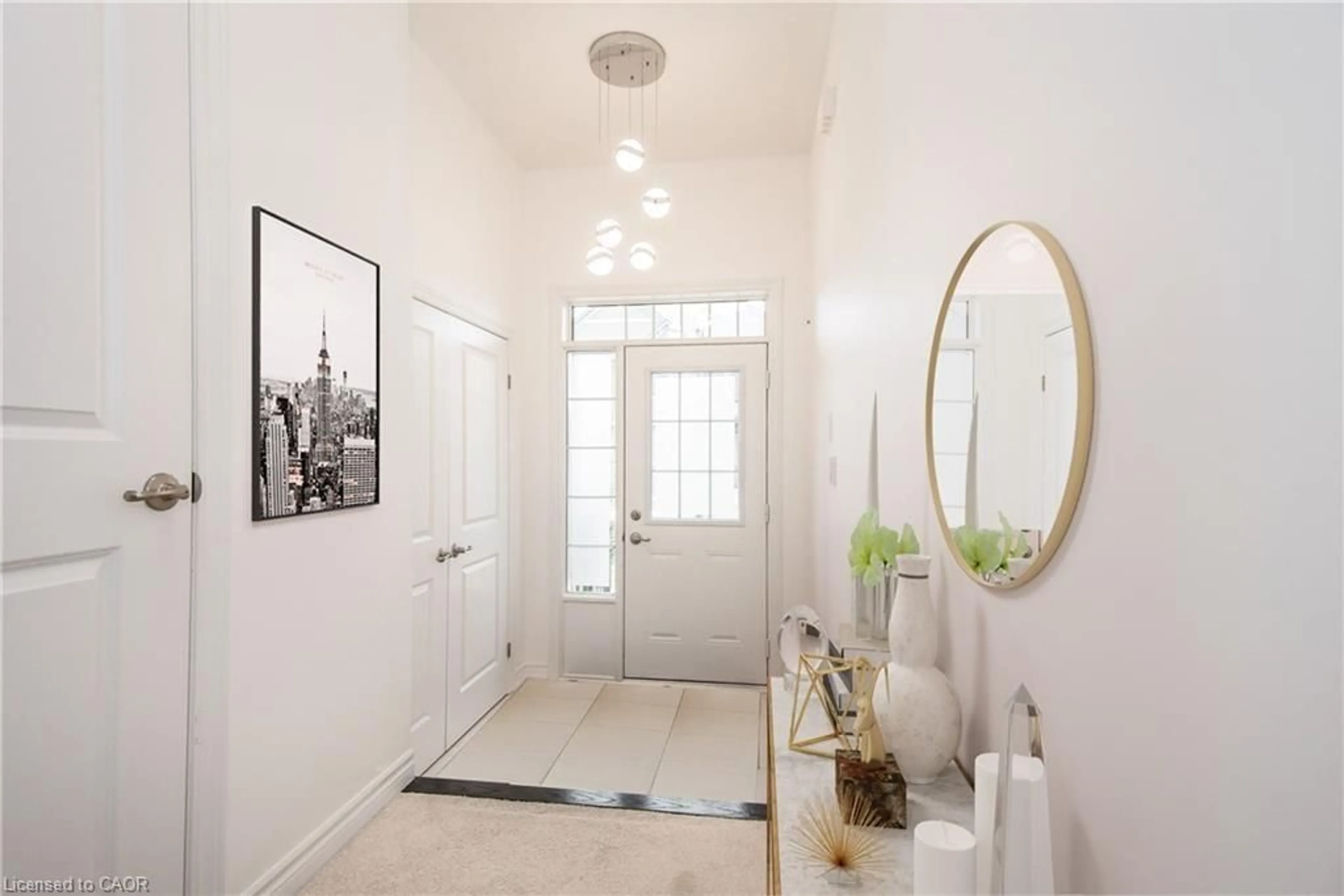 Indoor entryway for 71 Bilanski Farm Rd, Brantford Ontario N3S 0J4