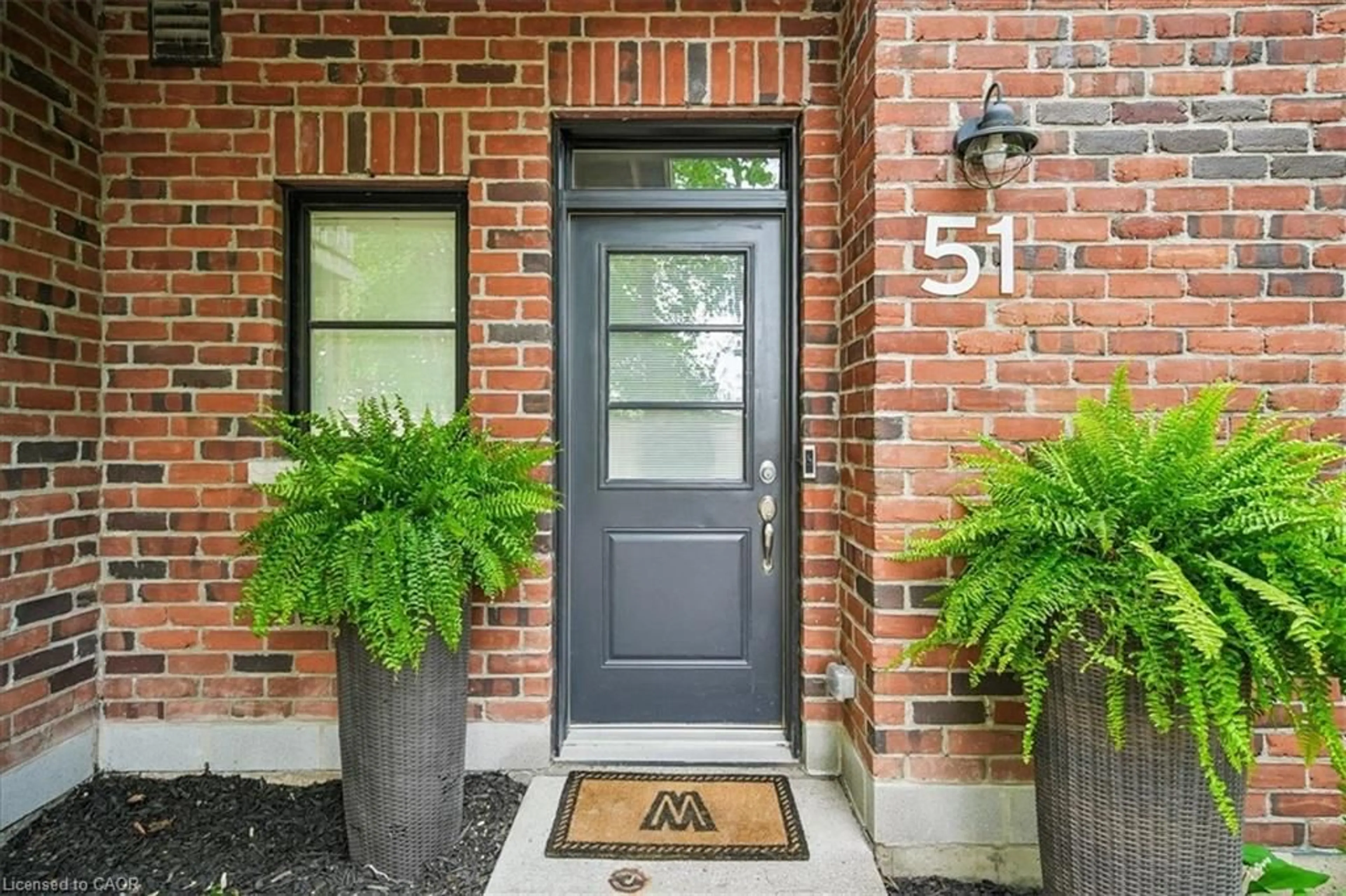 Indoor entryway for 70 Plains Rd #51, Burlington Ontario L7T 0B6