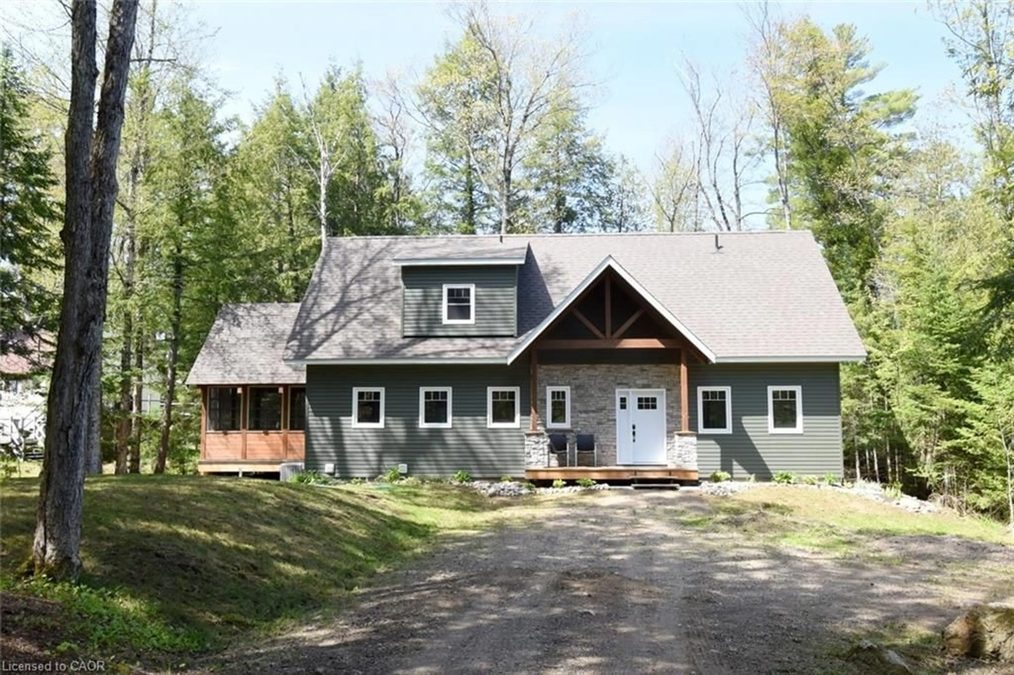 Home with vinyl exterior material, unknown for 1417 Dickie Lake Rd, Baysville Ontario P0B 1A0