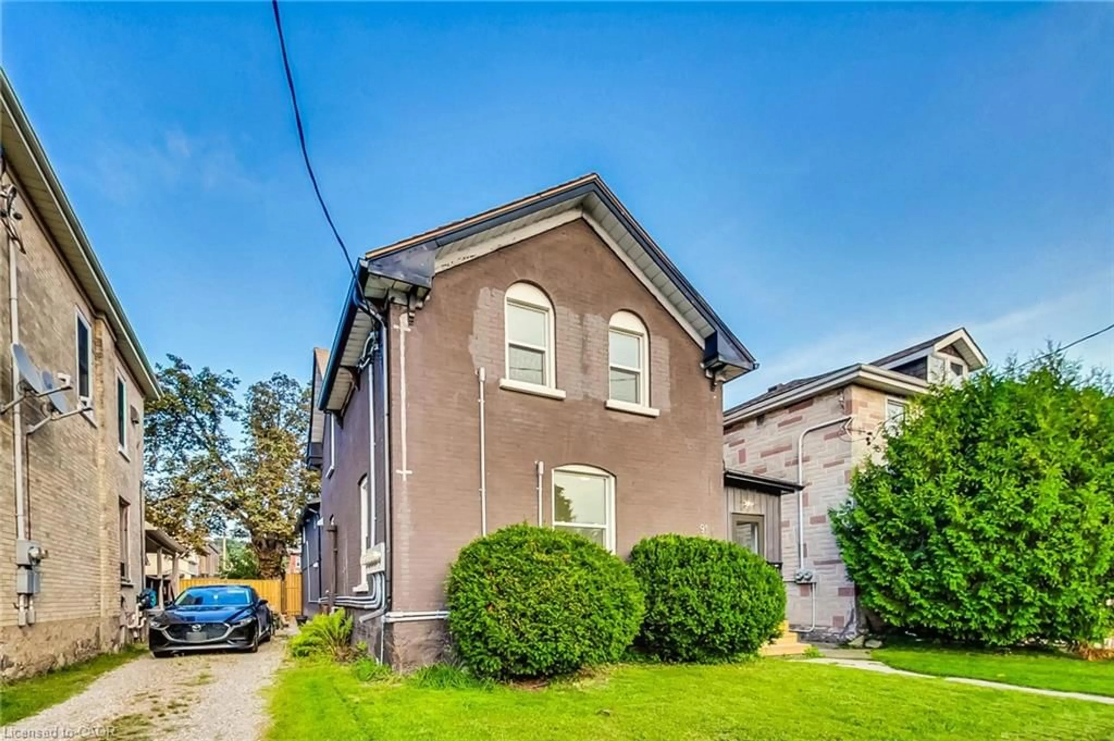 Unknown for 91 Water St, Cambridge Ontario N1R 3E1