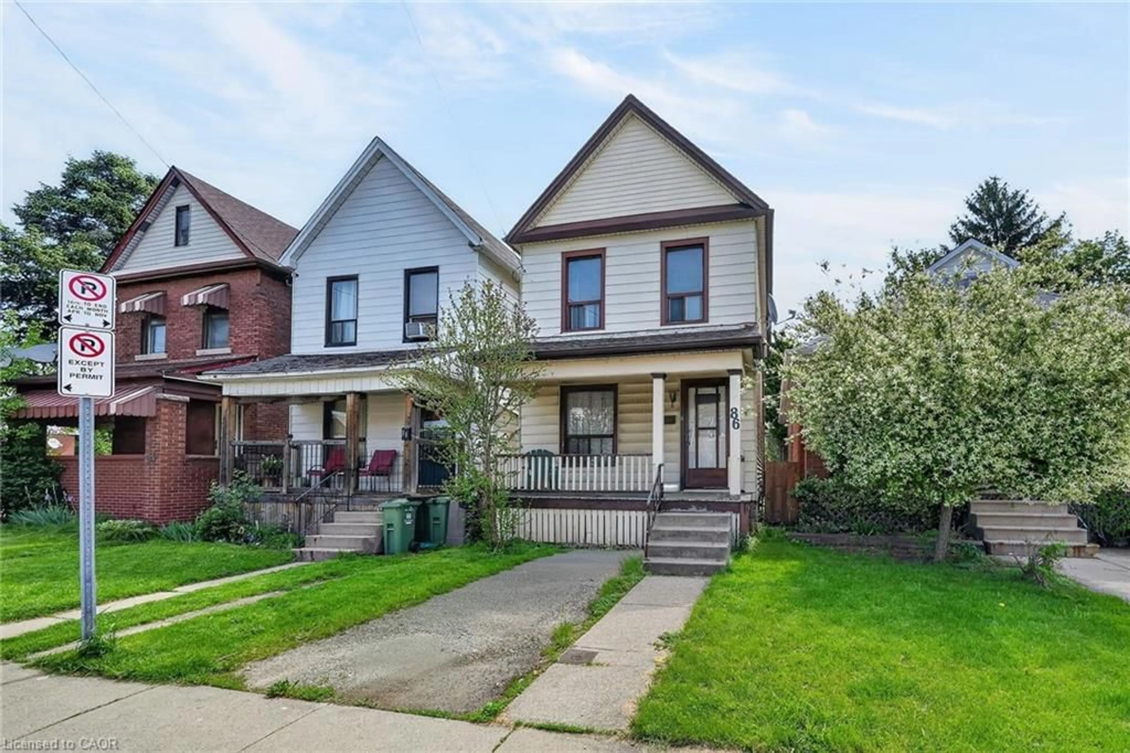 Home with brick exterior material, street for 86 Belview Ave, Hamilton Ontario L8L 7K8