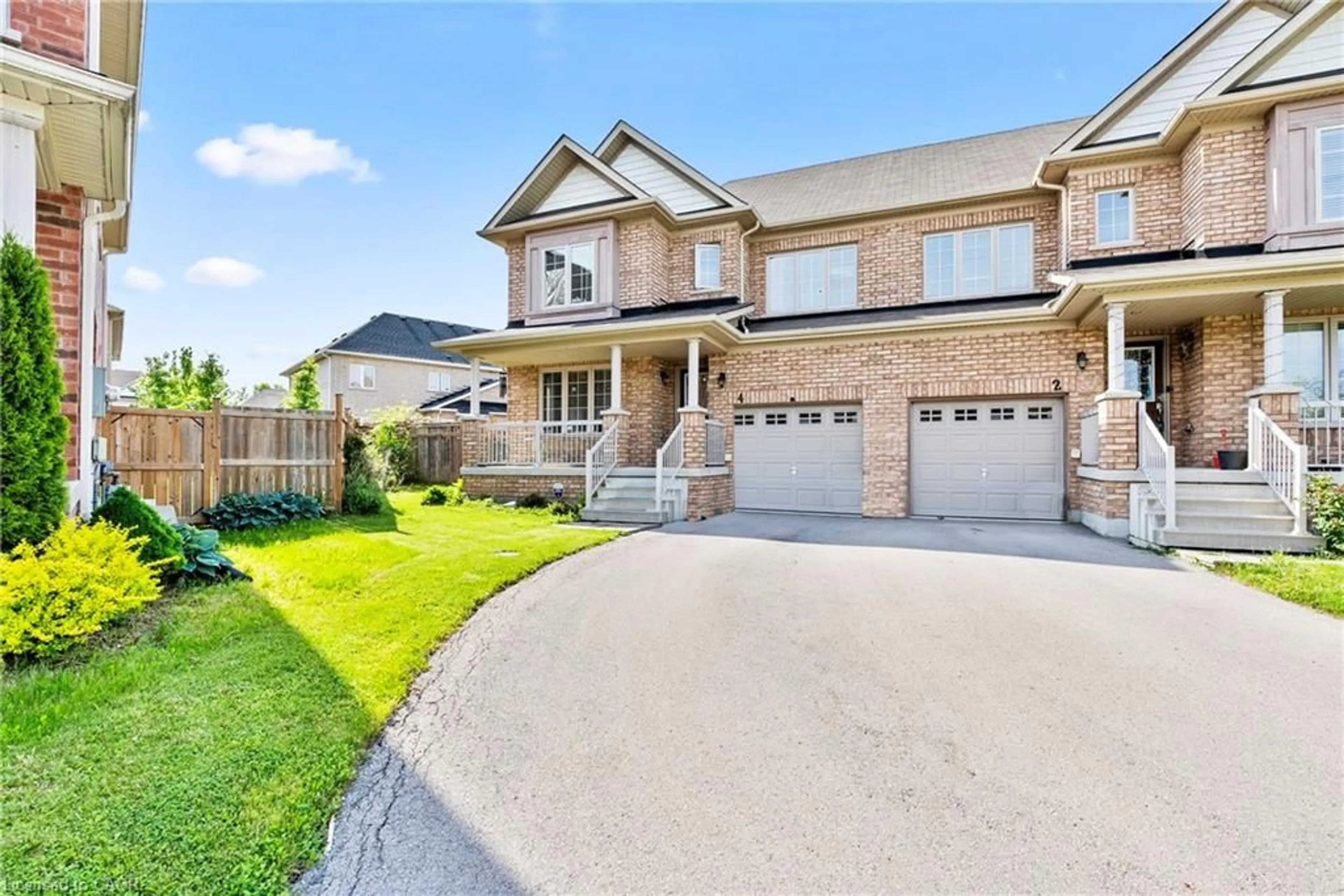 Home with brick exterior material, street for 4 Durham Way, Niagara-on-the-Lake Ontario L0S 1J0