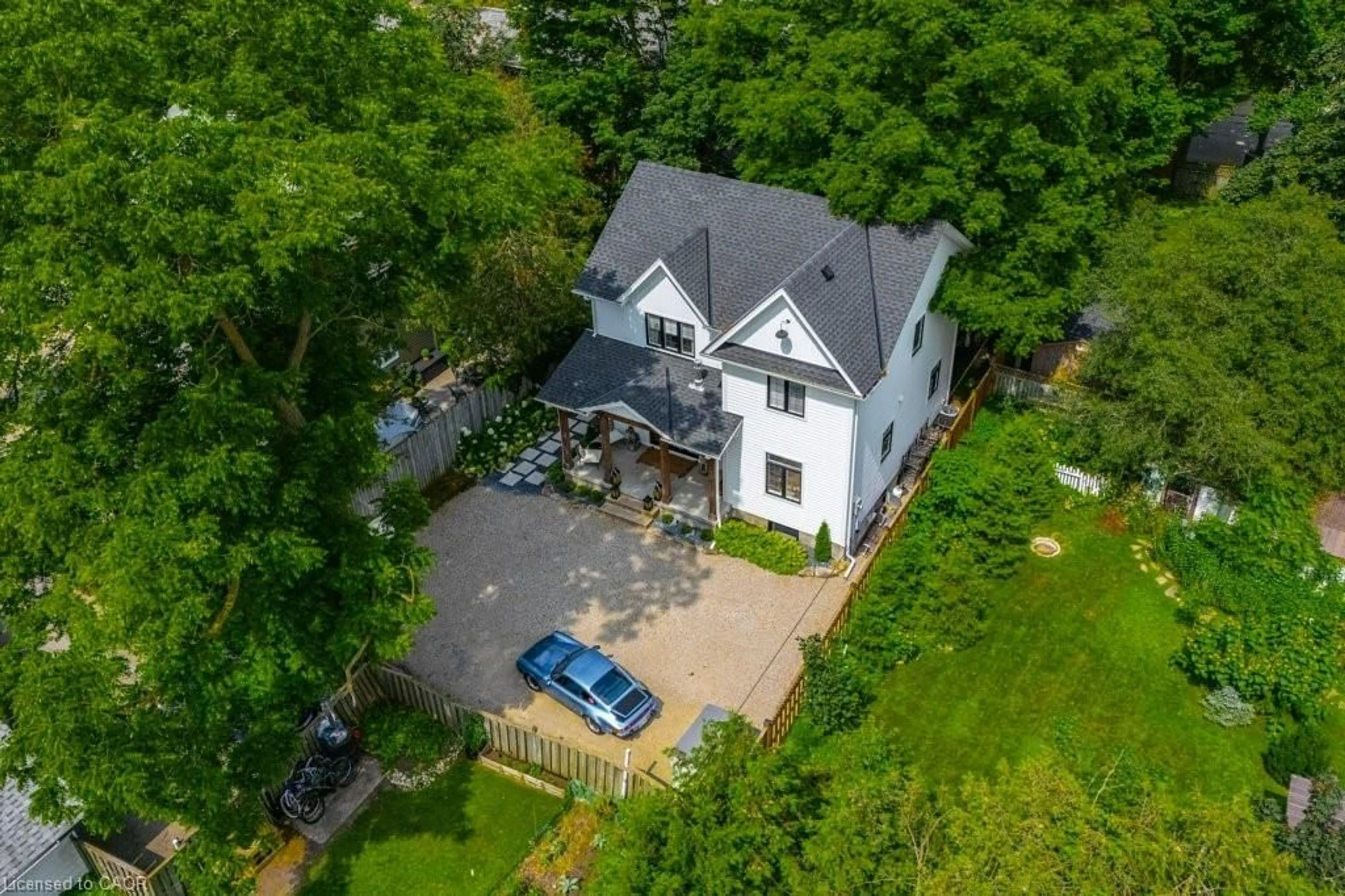 A pic from outside/outdoor area/front of a property/back of a property/a pic from drone, street for 245 Geddes St, Elora Ontario N0B 1S0