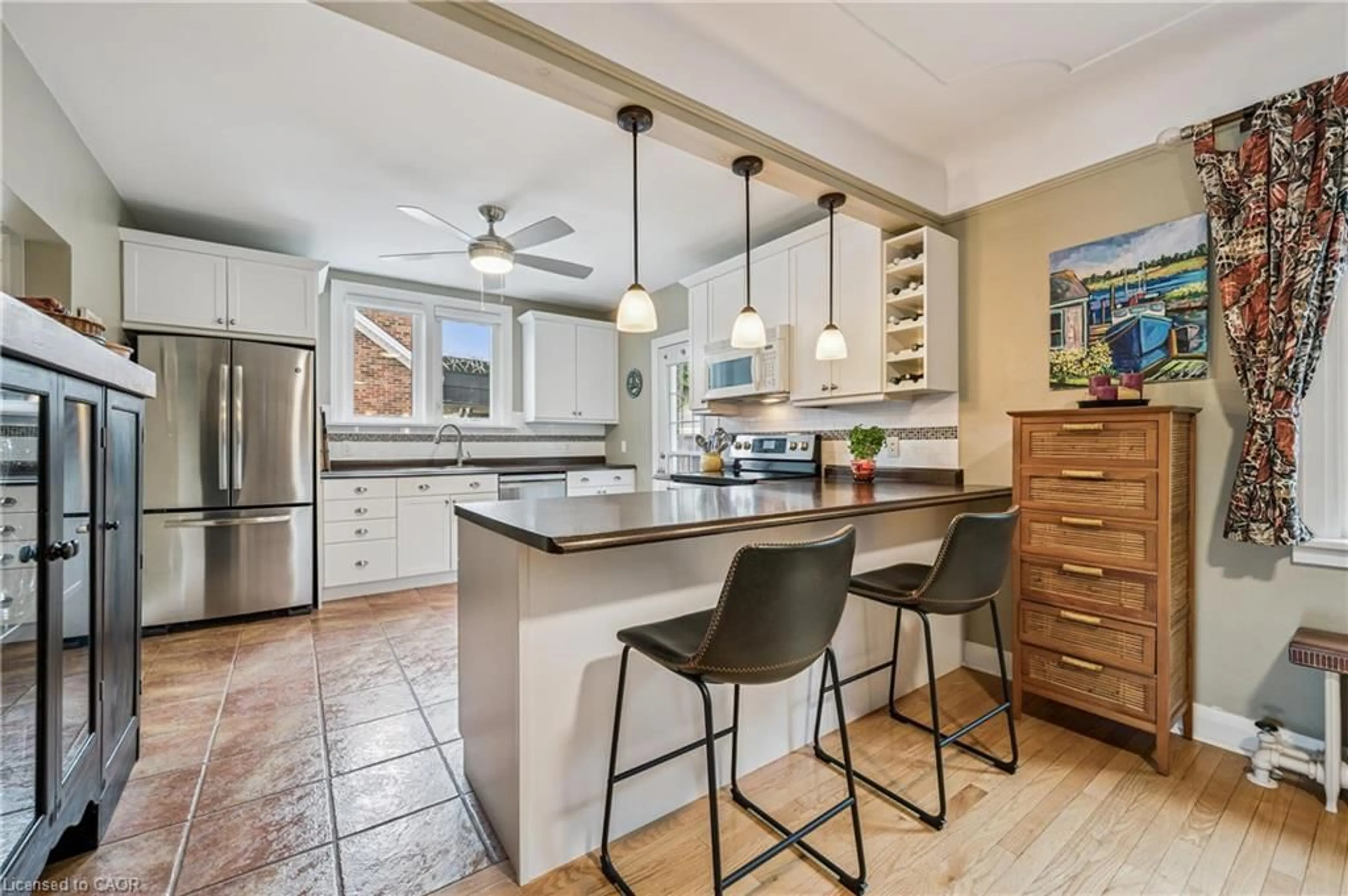 Open concept kitchen, ceramic/tile floor for 128 Wilhelm St, Kitchener Ontario N2H 5S5