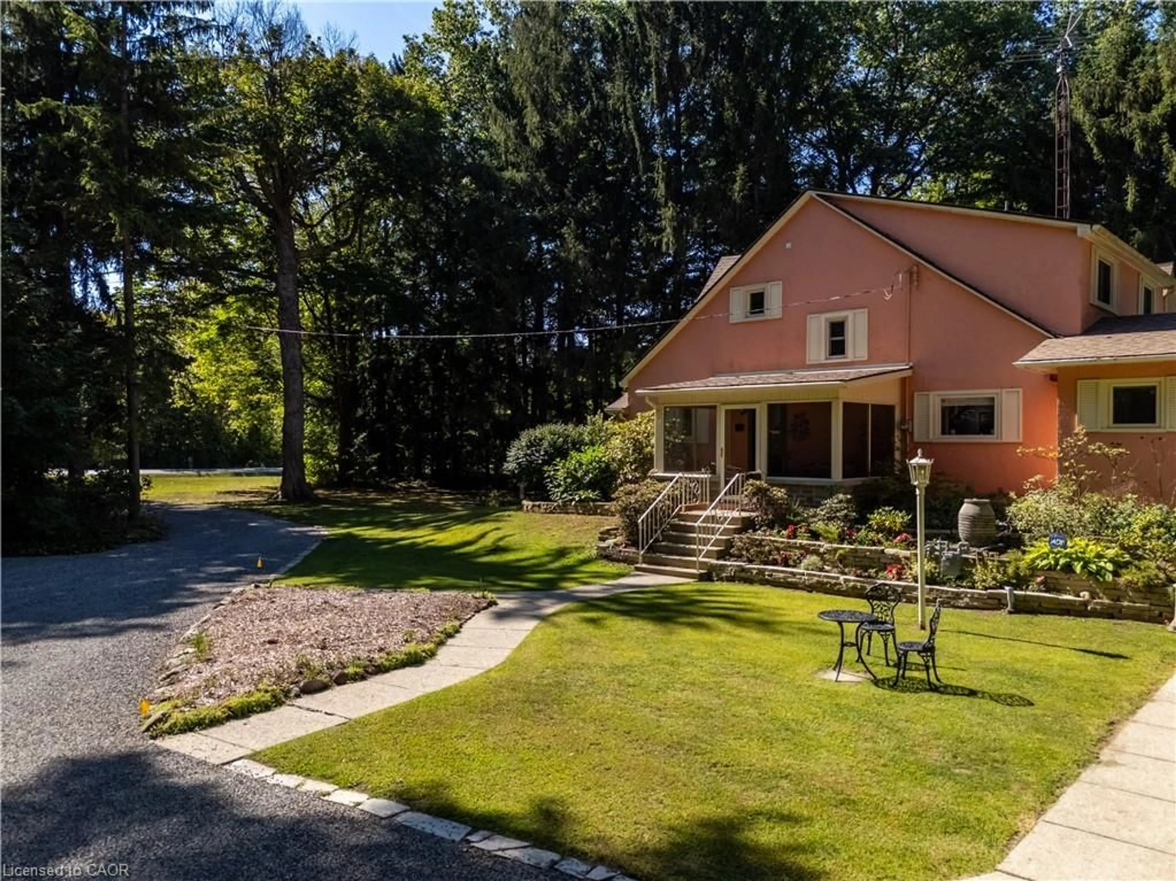 A pic from outside/outdoor area/front of a property/back of a property/a pic from drone, unknown for 1427 Highway 3, Dunnville Ontario N1A 2W2