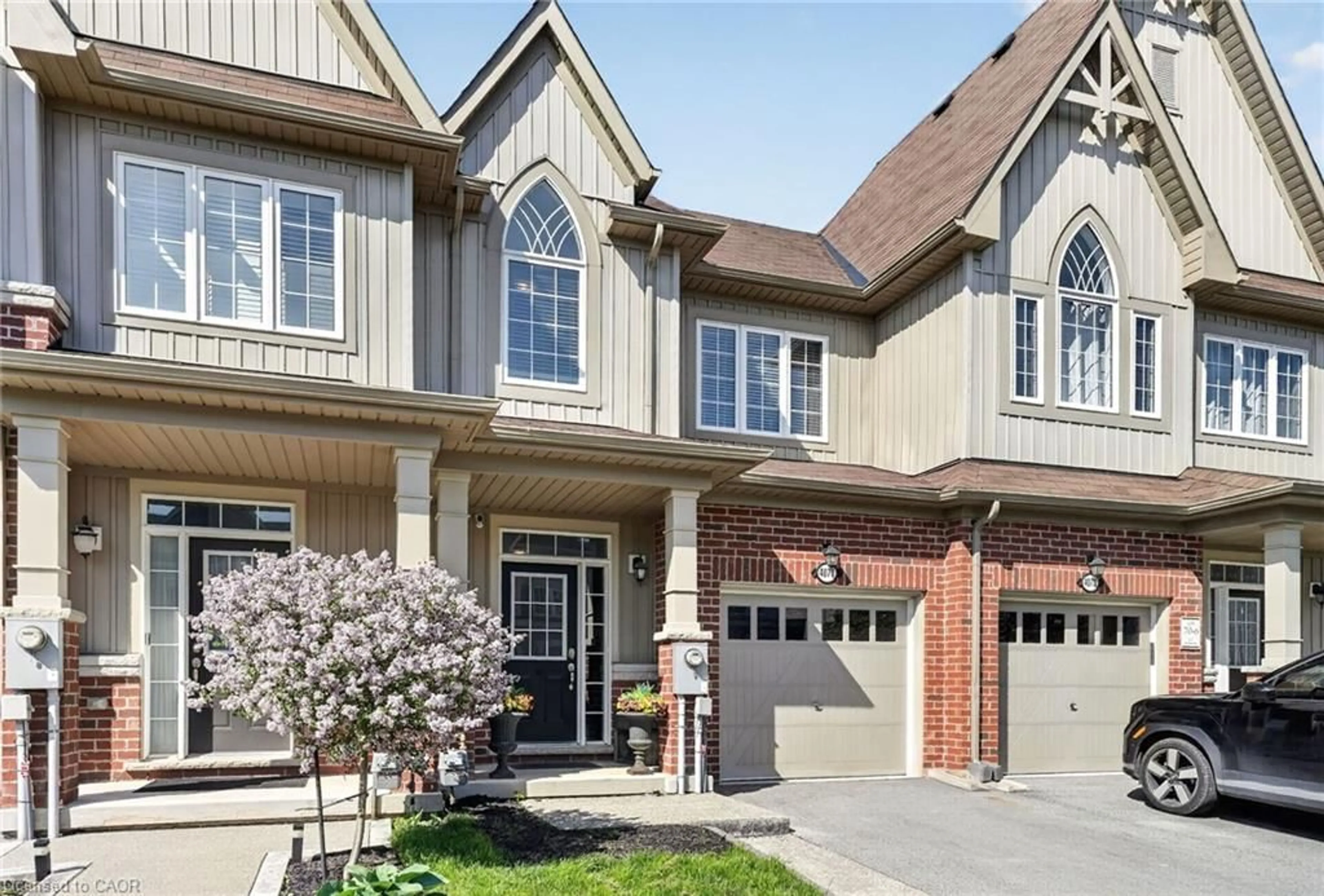 Home with brick exterior material, street for 4071 Fracchioni Dr, Beamsville Ontario L3J 0R5