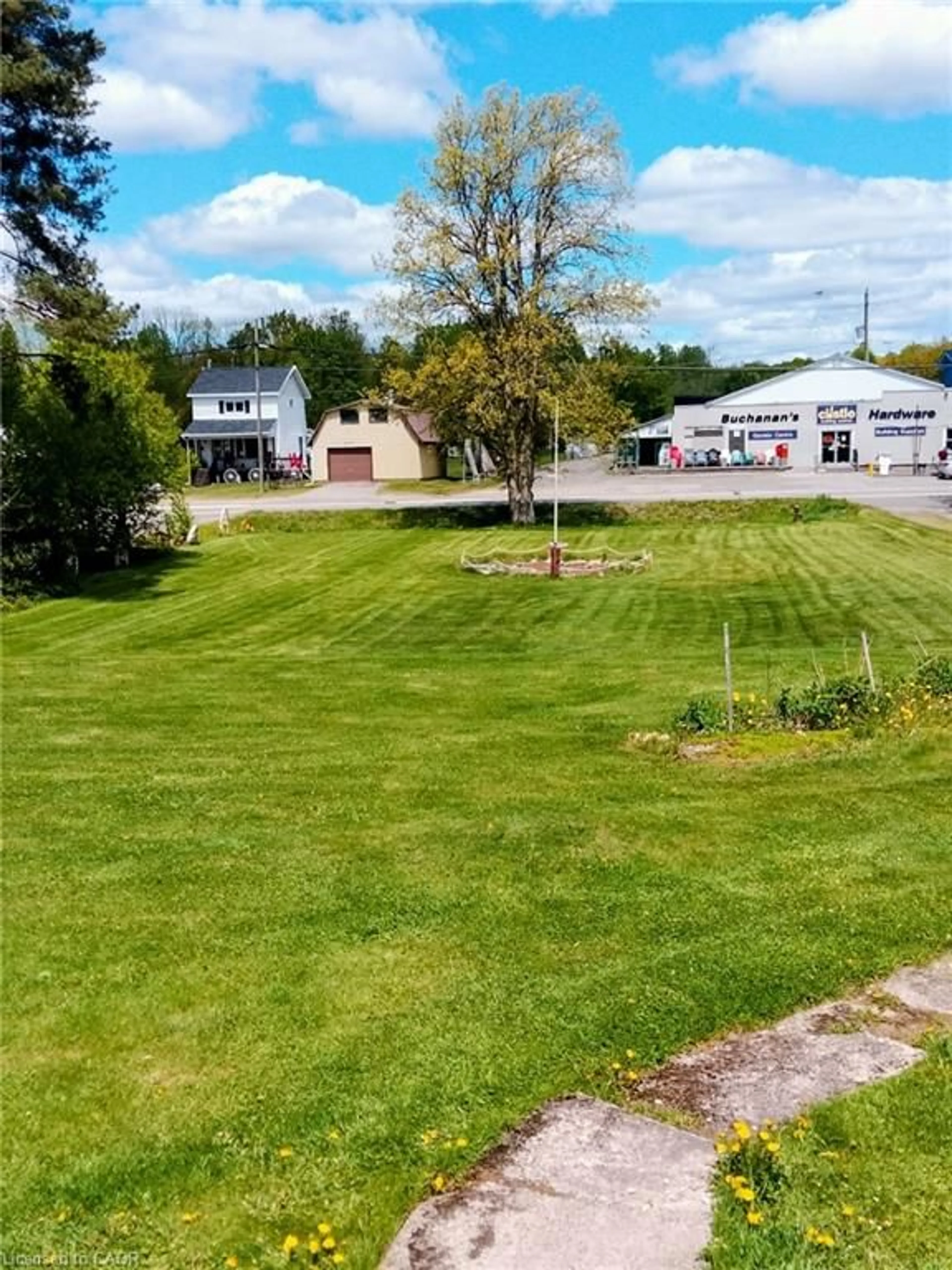A pic from outside/outdoor area/front of a property/back of a property/a pic from drone, unknown for 11519 522 Hwy, Parry Sound Ontario P0H 1Y0