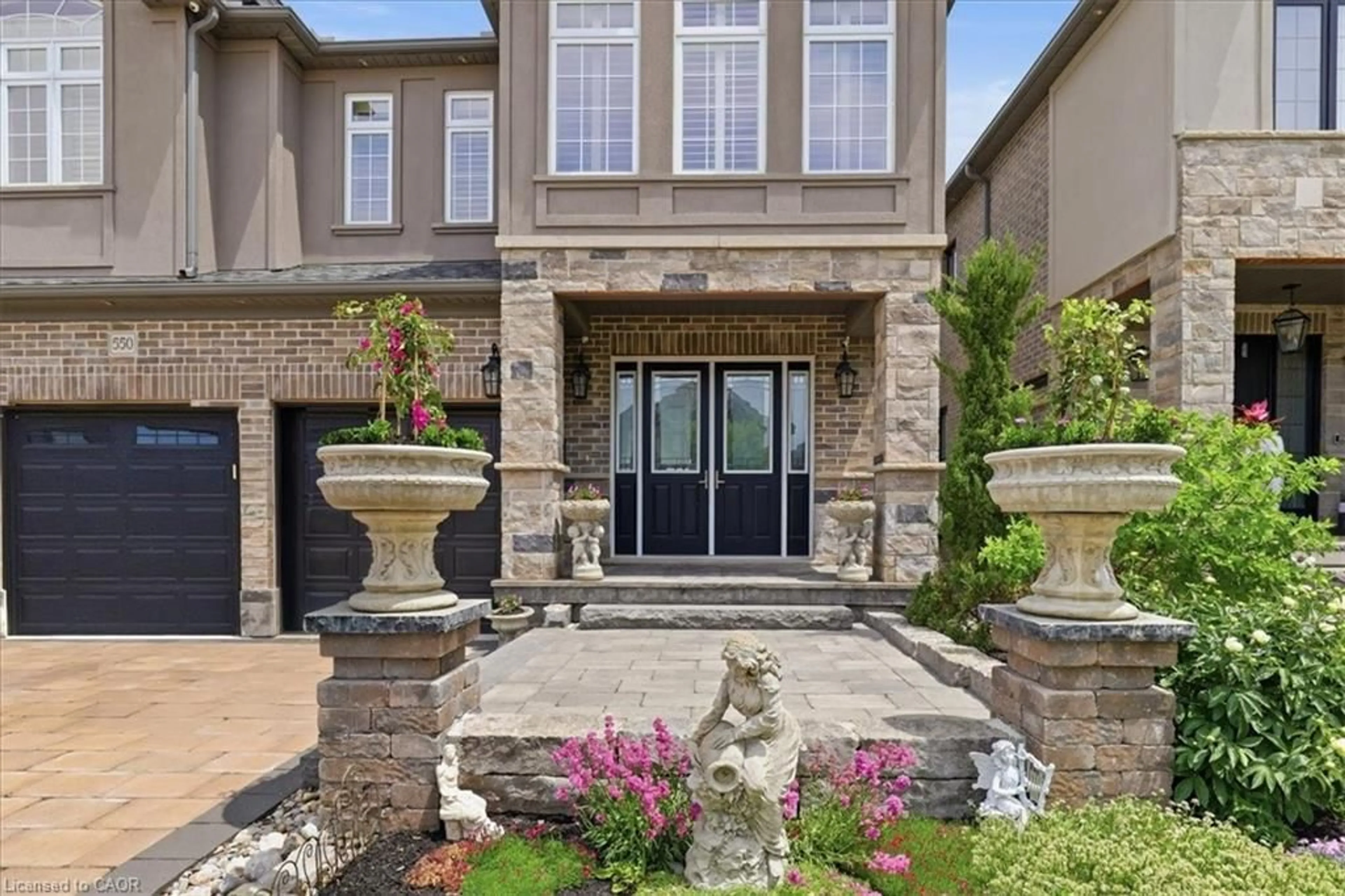 Unknown for 550 Brittania Cres, Kitchener Ontario N2R 0B1