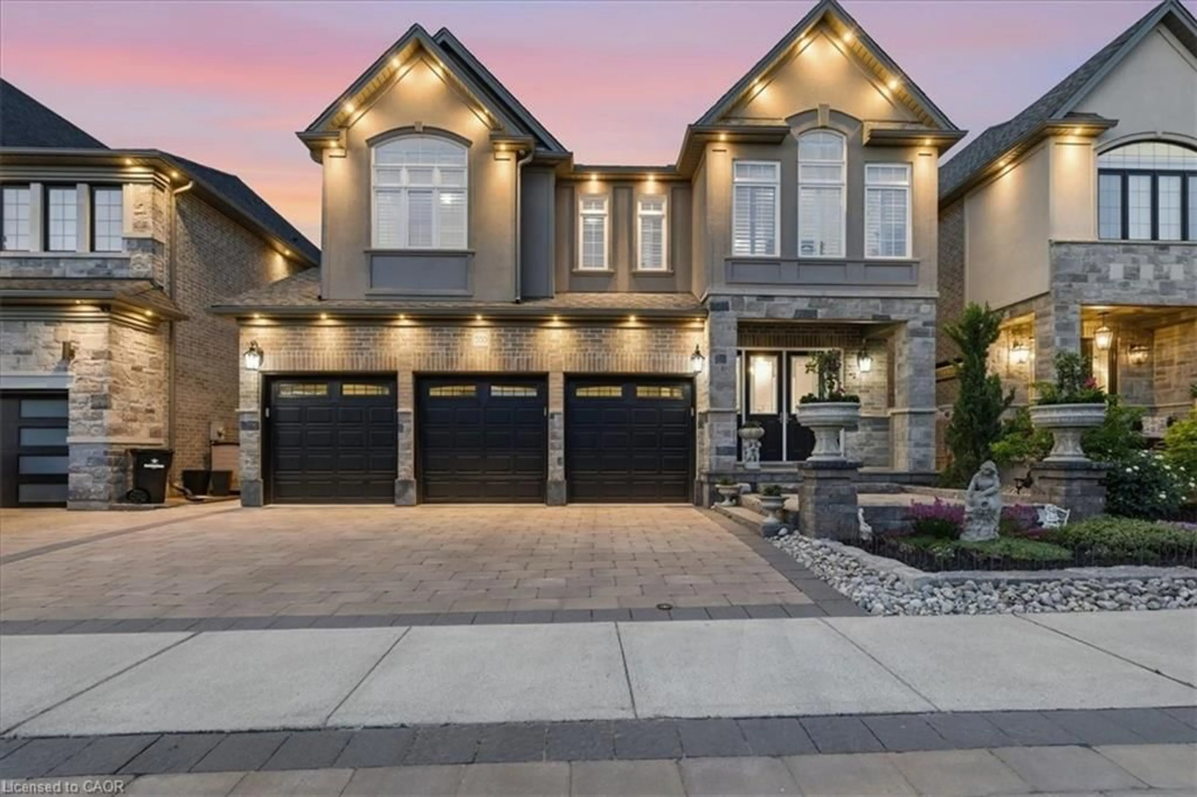 Home with brick exterior material, street for 550 Brittania Cres, Kitchener Ontario N2R 0B1