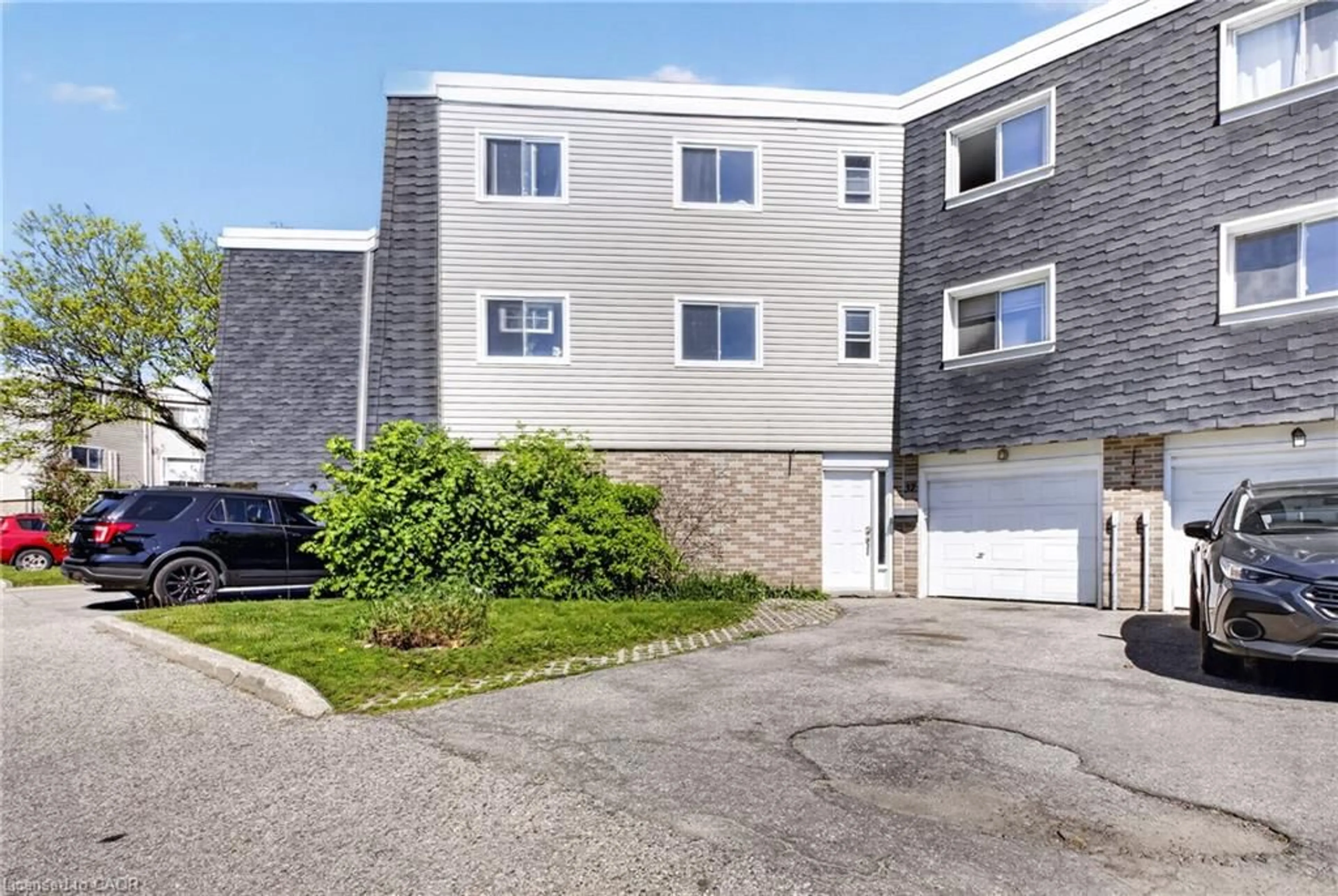 Unknown for 60 Elmsdale Dr #37, Kitchener Ontario N2E 2G4