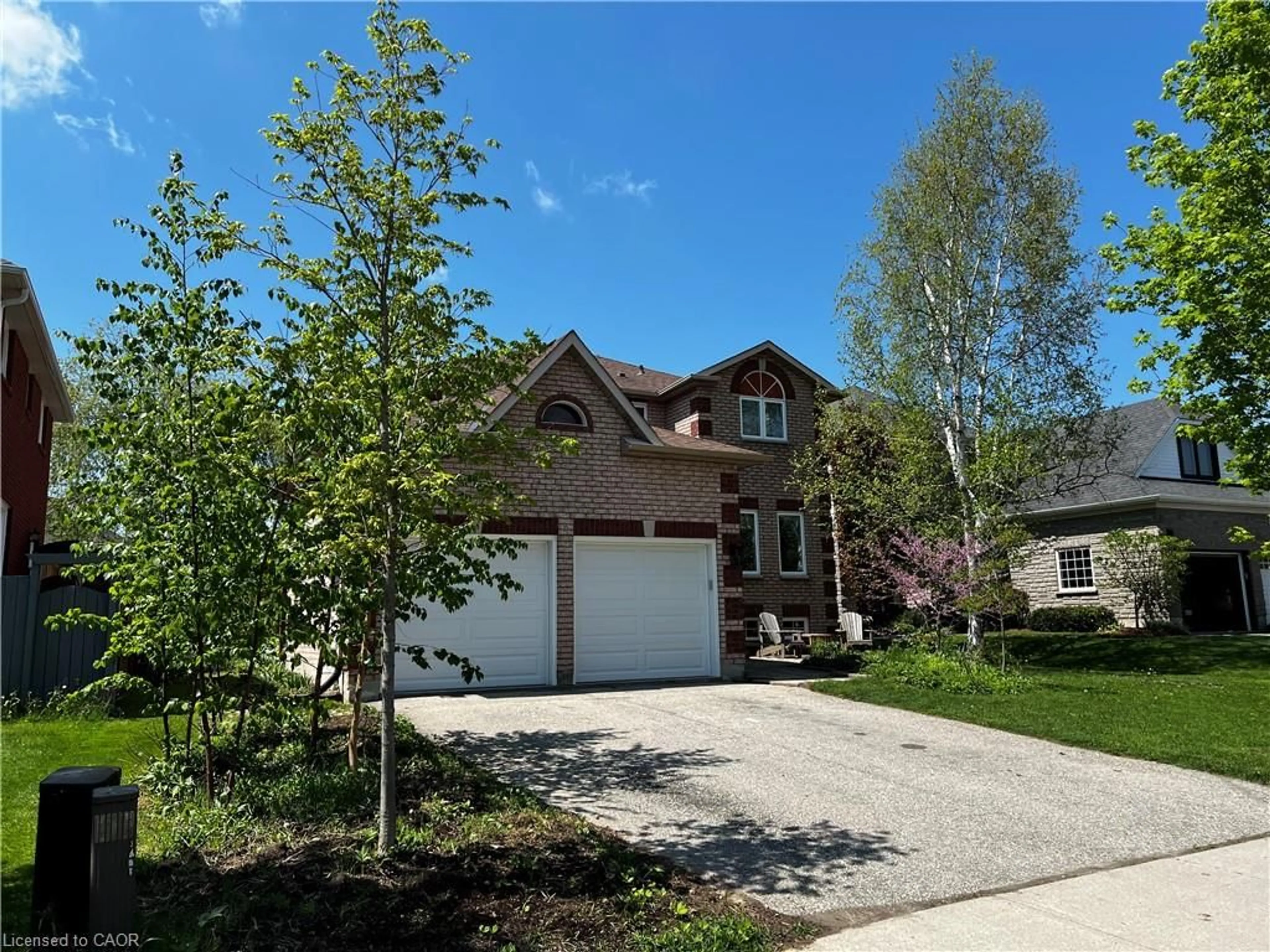 Home with brick exterior material, street for 304 Daniel Cres, Elora Ontario N0B 1S0