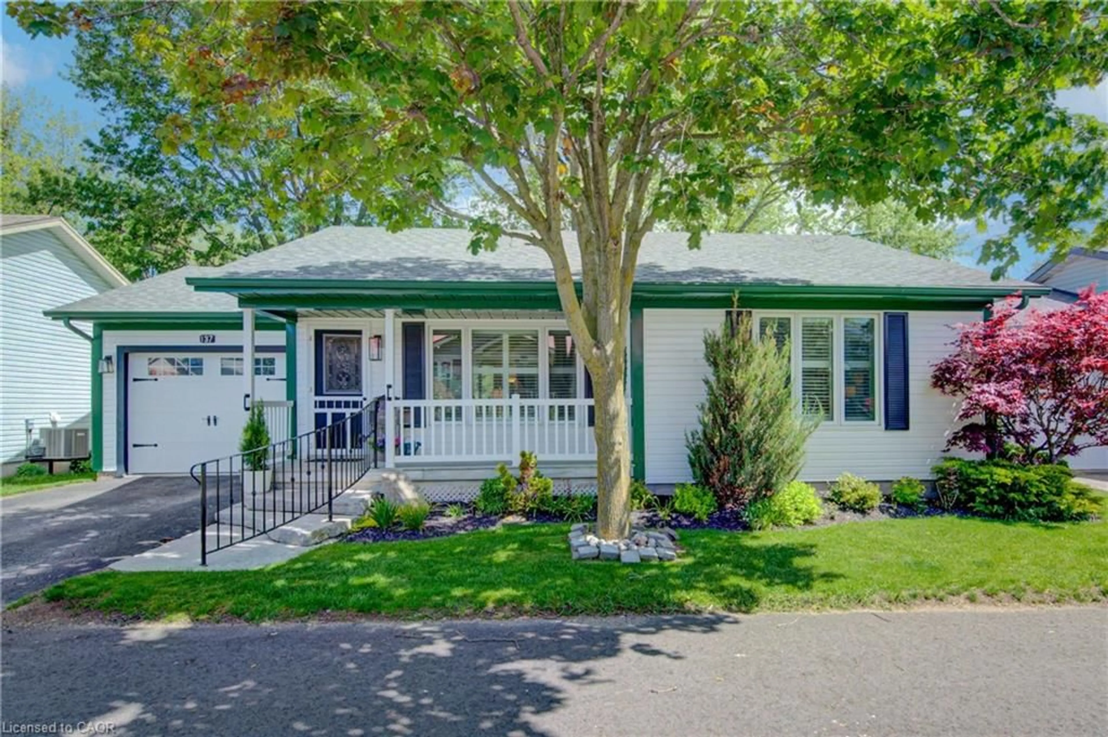 Home with vinyl exterior material, street for 137 Wesley Cres, Waterloo Ontario N2J 4G8