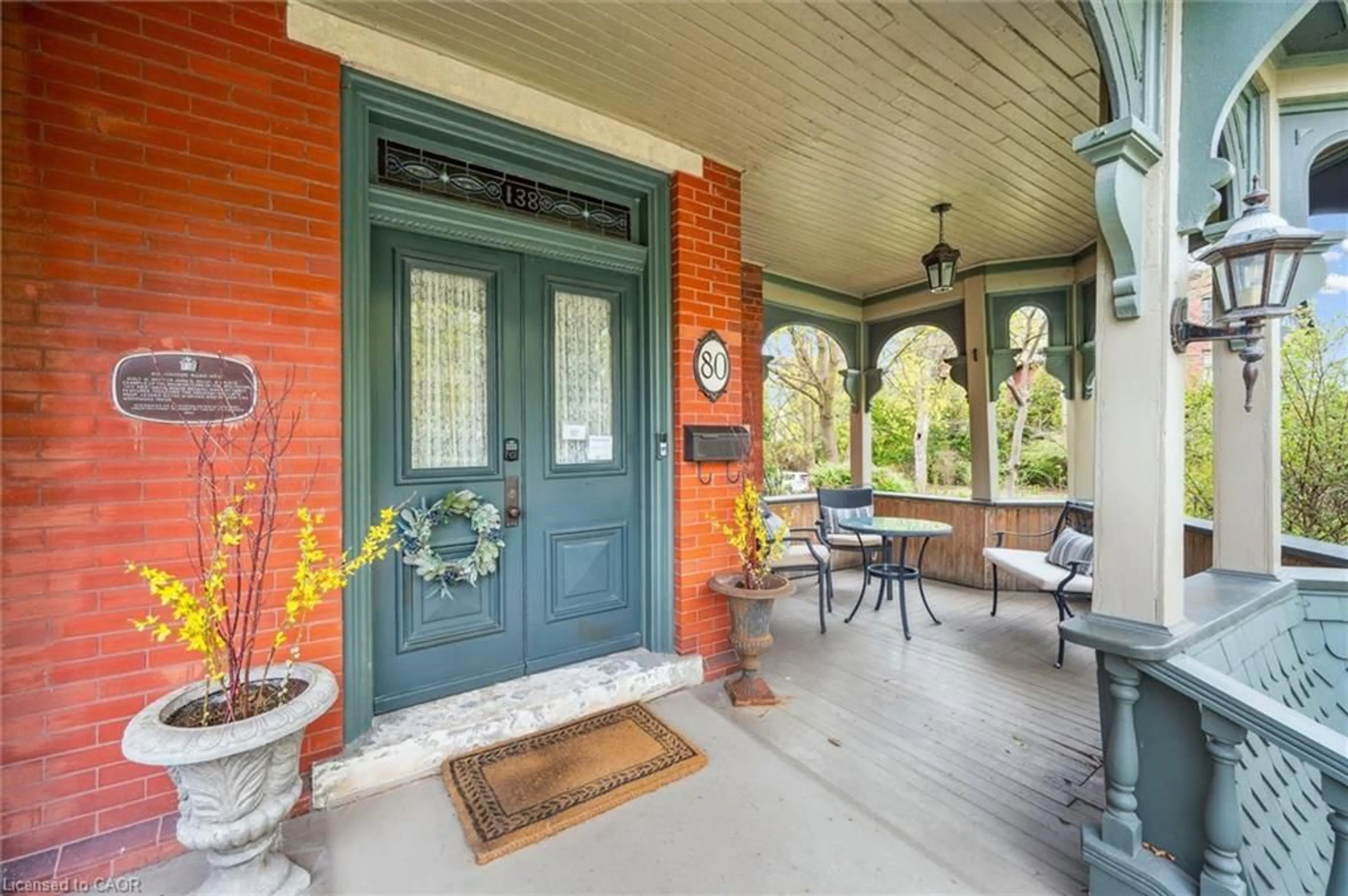 Patio, street for 80 London Rd W Rd, Guelph Ontario N1H 2B7