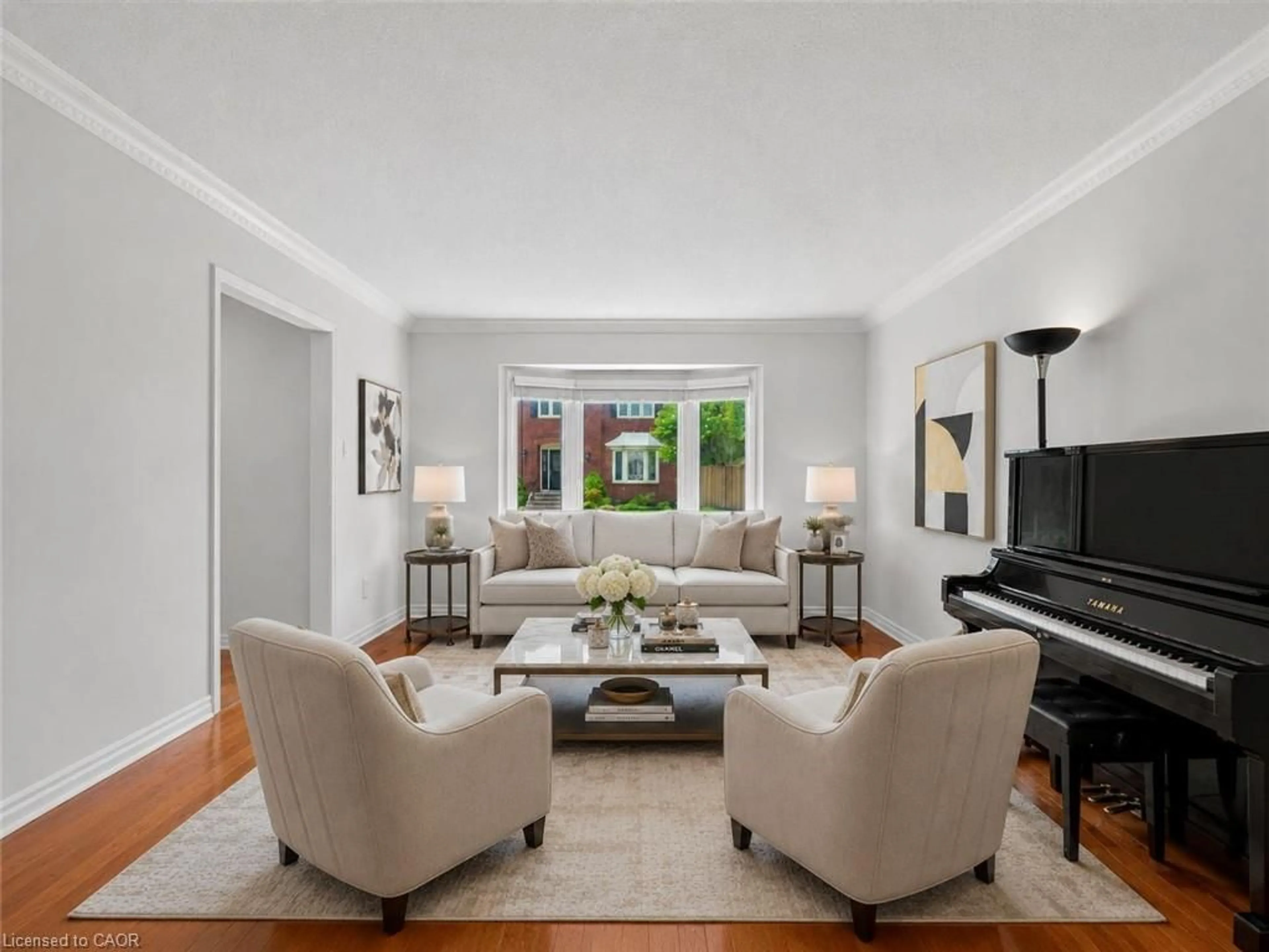 Living room with furniture, unknown for 560 Chillingham Cres, Oakville Ontario L6J 2P2