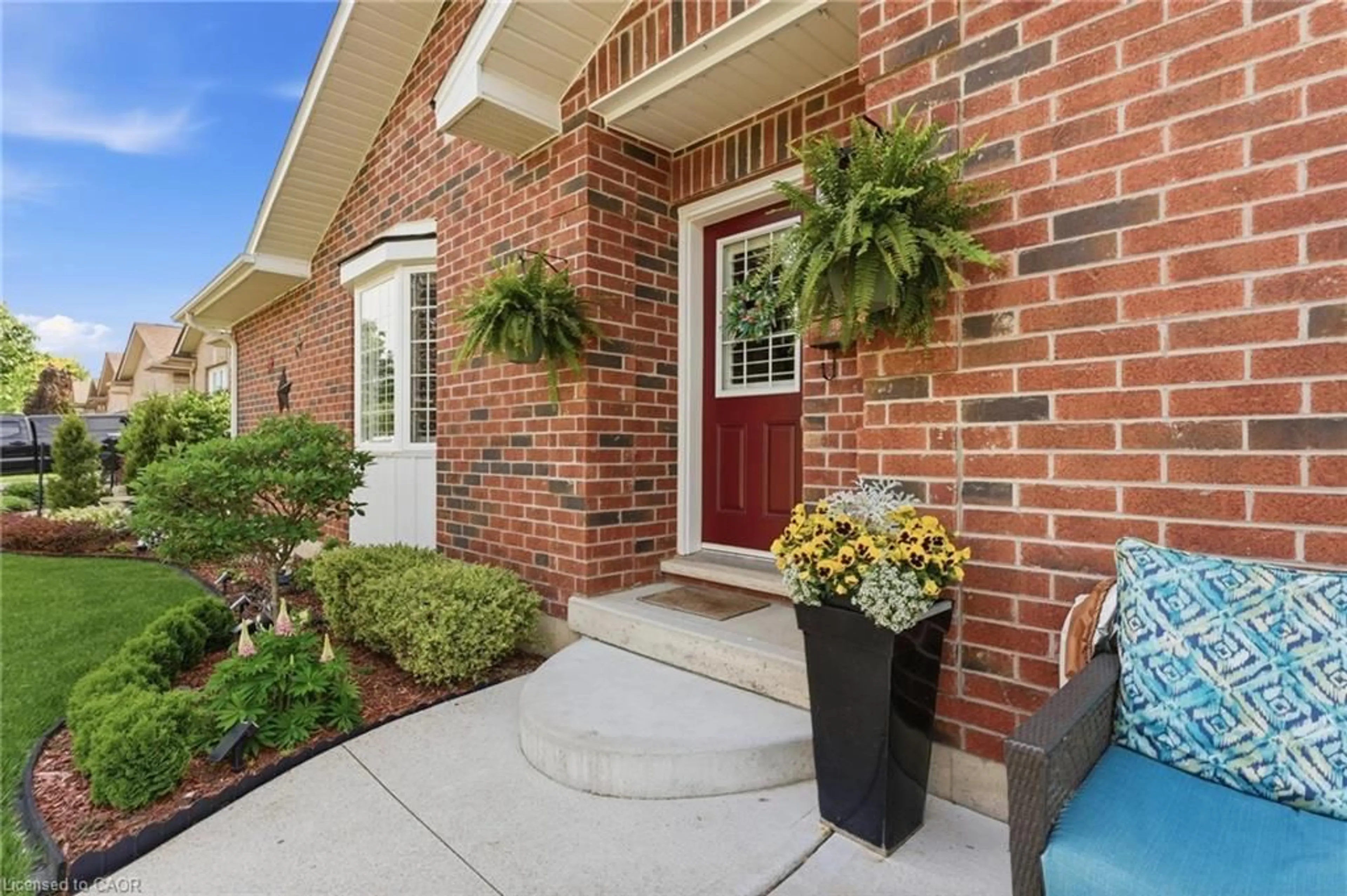 Home with brick exterior material, street for 3965 Durban Lane, Vineland Ontario L0R 2C0