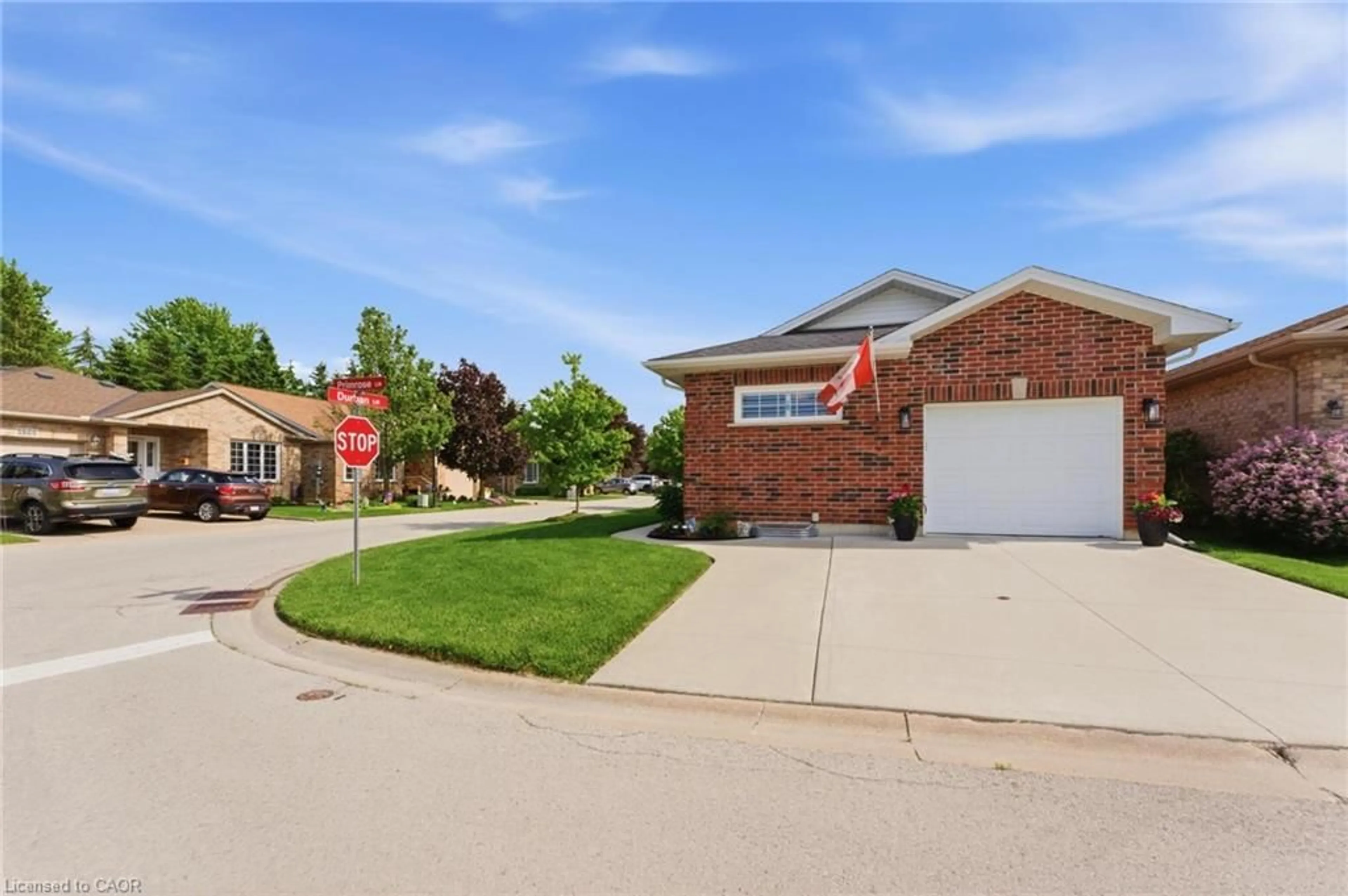 Home with brick exterior material, street for 3965 Durban Lane, Vineland Ontario L0R 2C0
