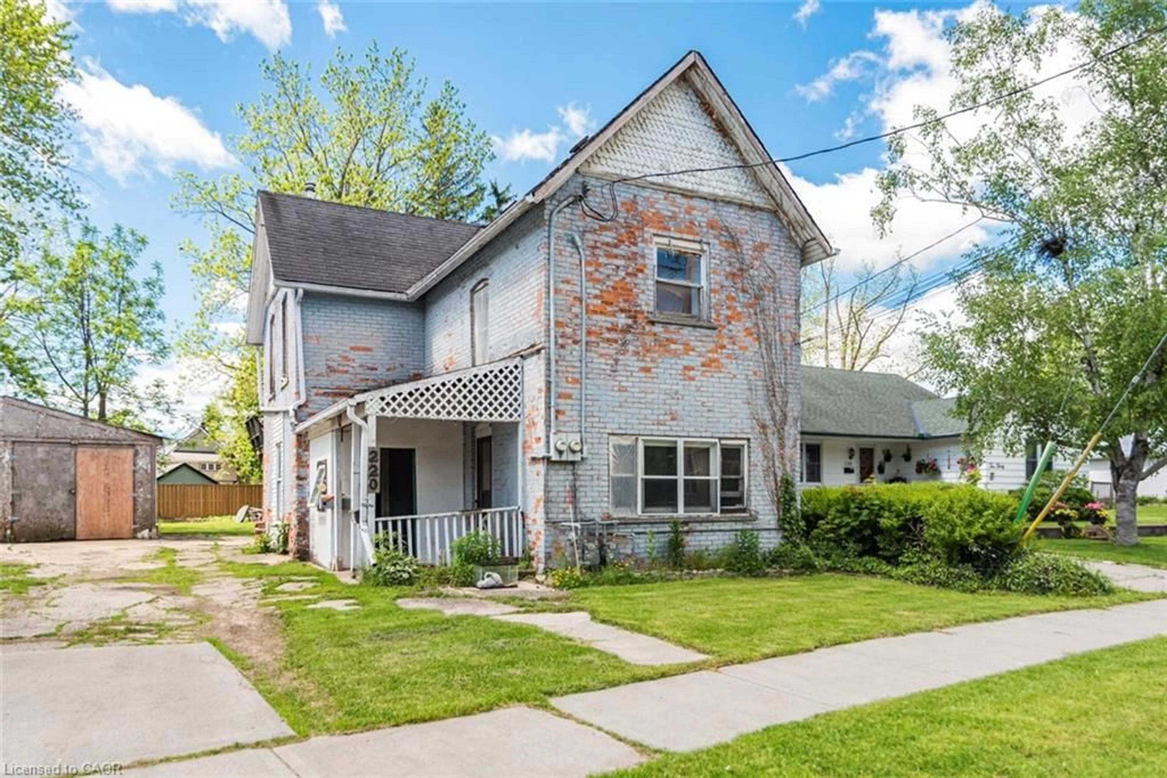 Home with brick exterior material, street for 220 Alder St, Dunnville Ontario N1A 1R4