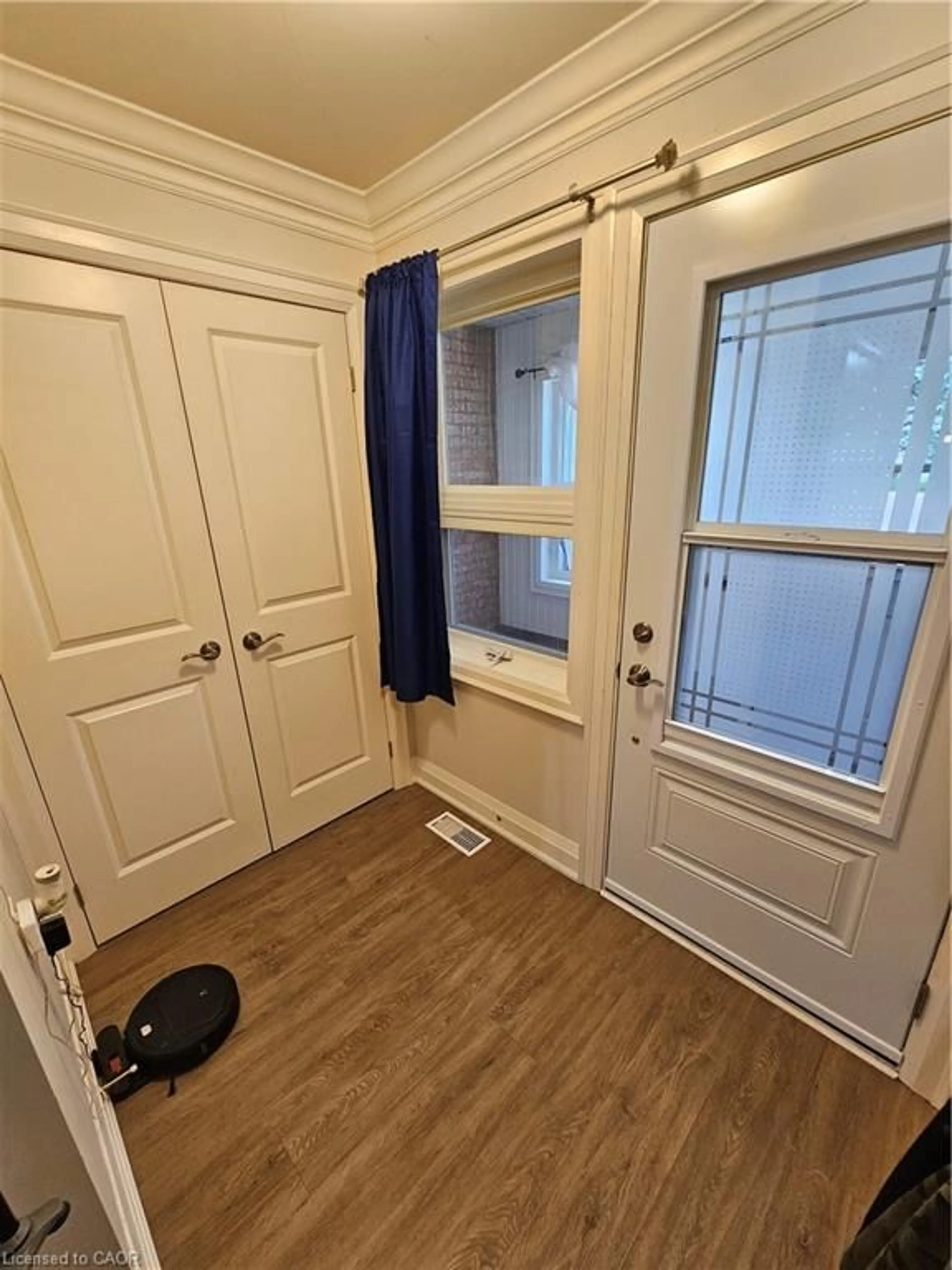 A pic of a room for 13 Sister Varga Terr, Hamilton Ontario L9B 1T8