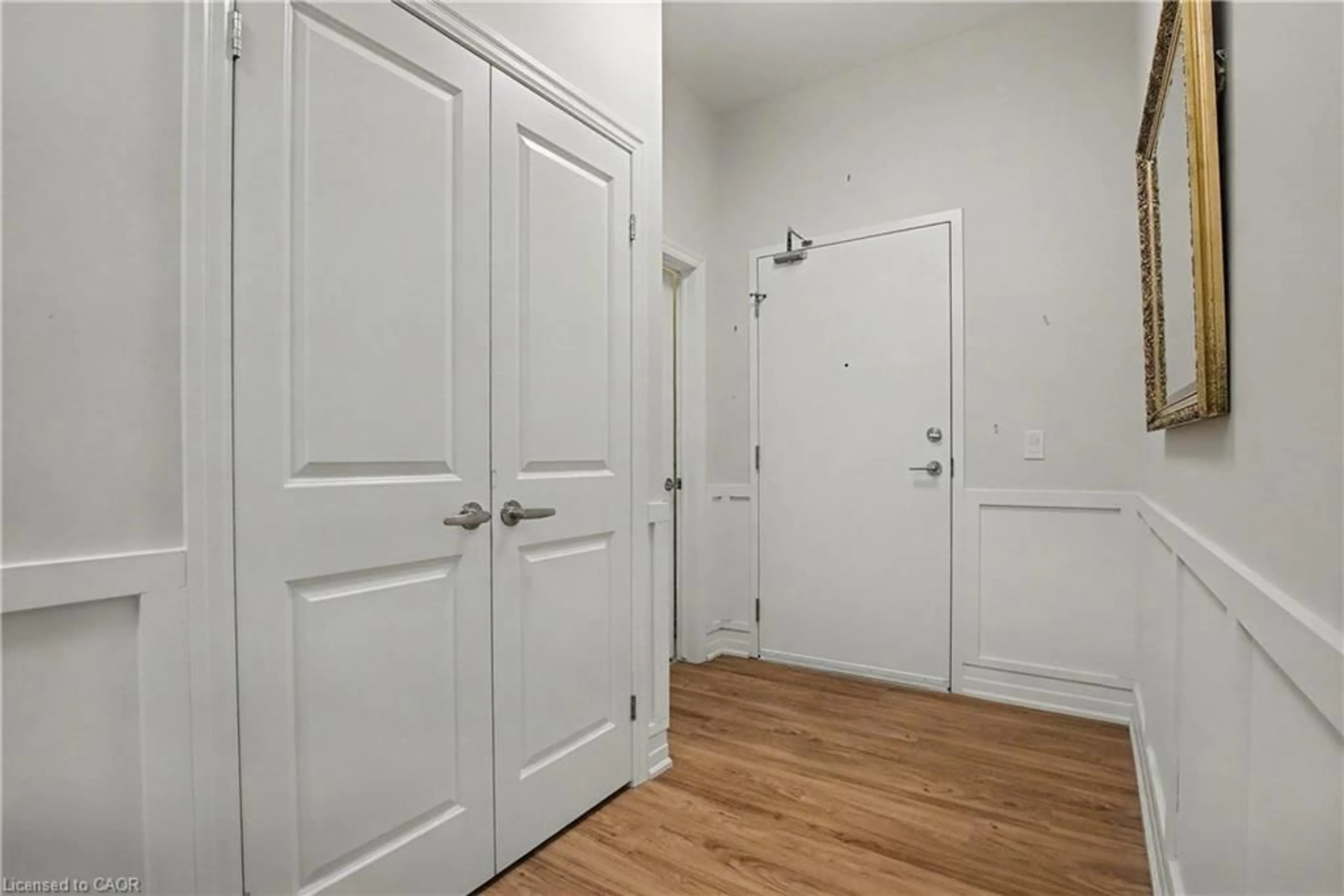 Indoor entryway for 39 Sister Varga Terr #006, Hamilton Ontario L9B 0J7