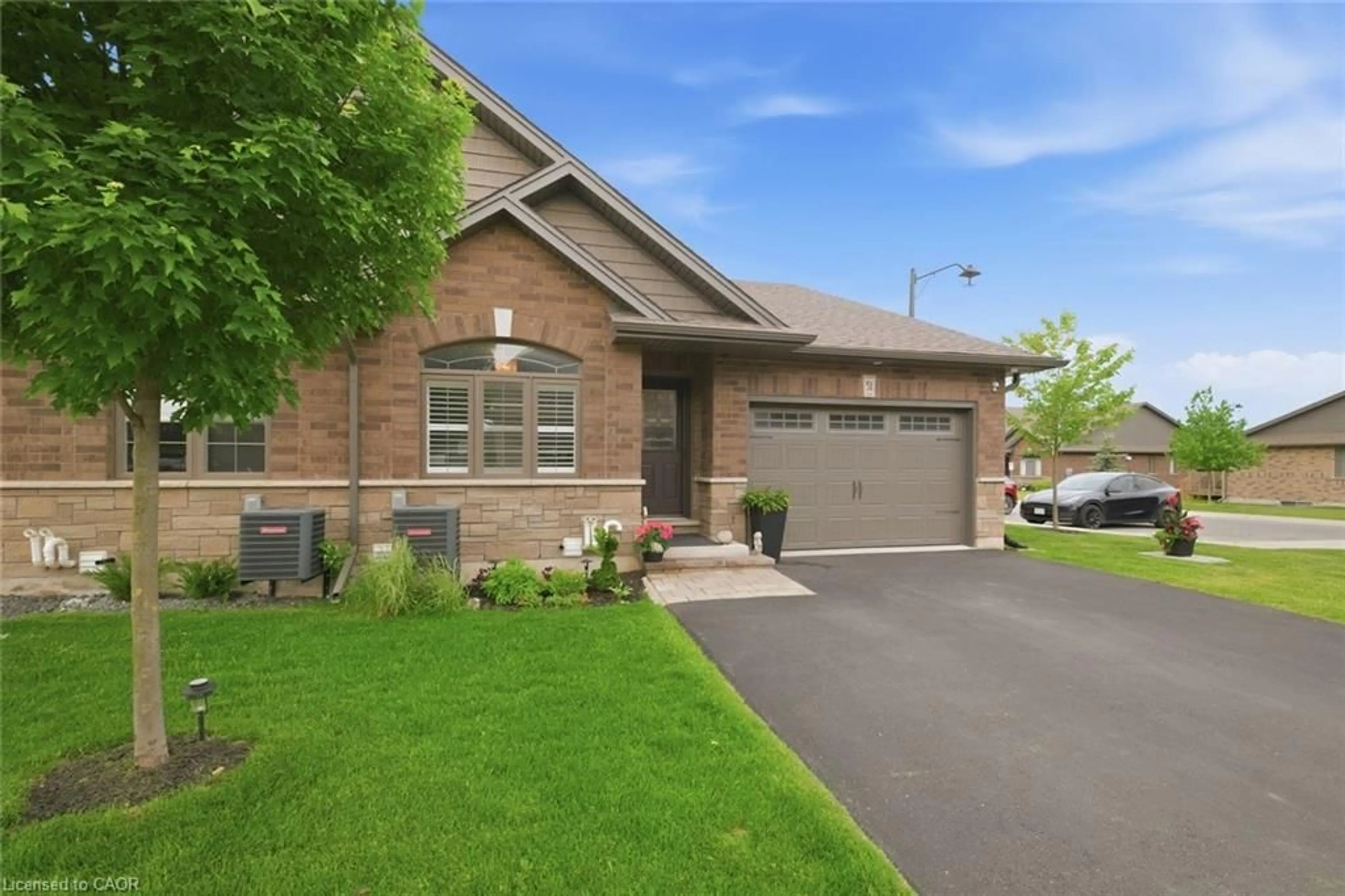 Home with brick exterior material, street for 29 Schuyler St #51, Paris Ontario N3L 0J2