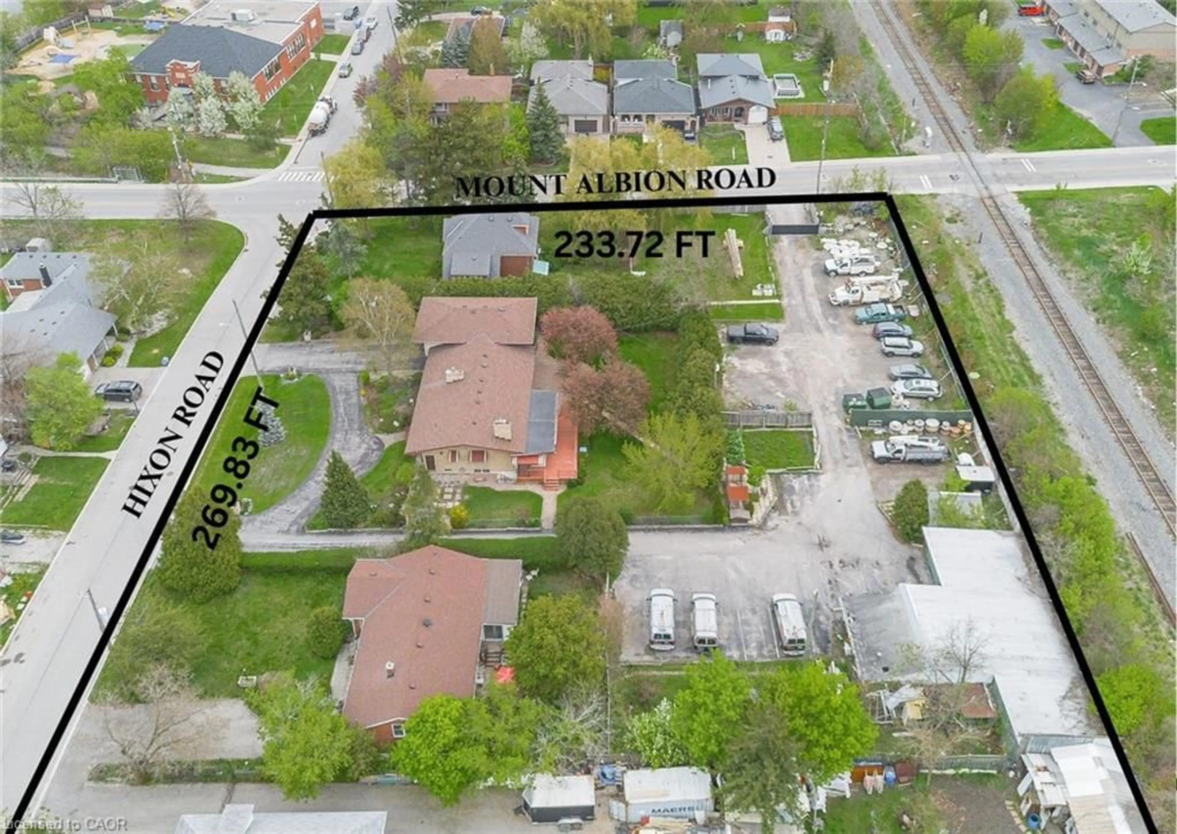 A pic from outside/outdoor area/front of a property/back of a property/a pic from drone, street for 262-270-276 Hixon Rd, Hamilton Ontario L8K 2C5